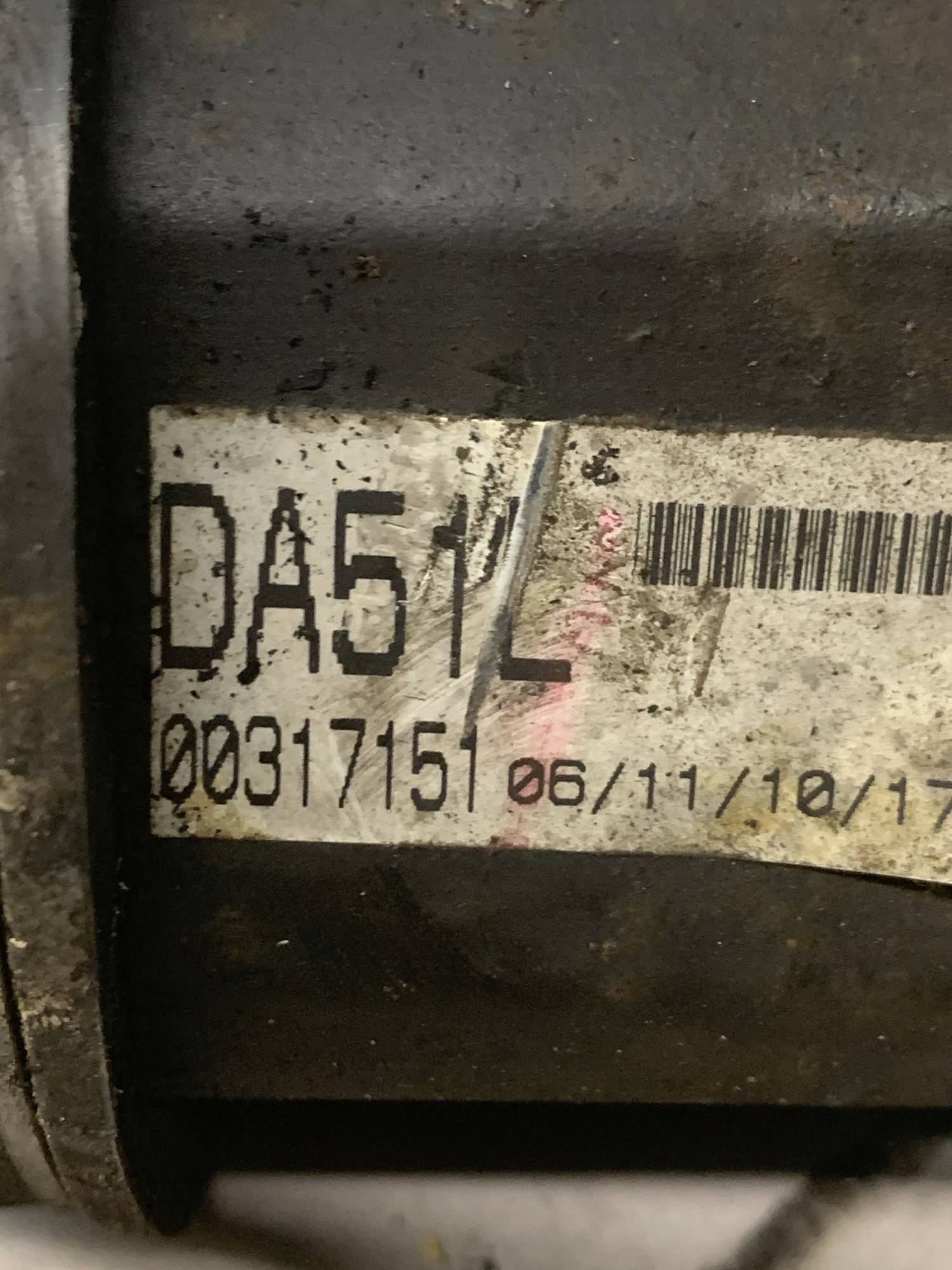 Піввісь полуось передня ліва Toyota RAV4 2,2d da51l