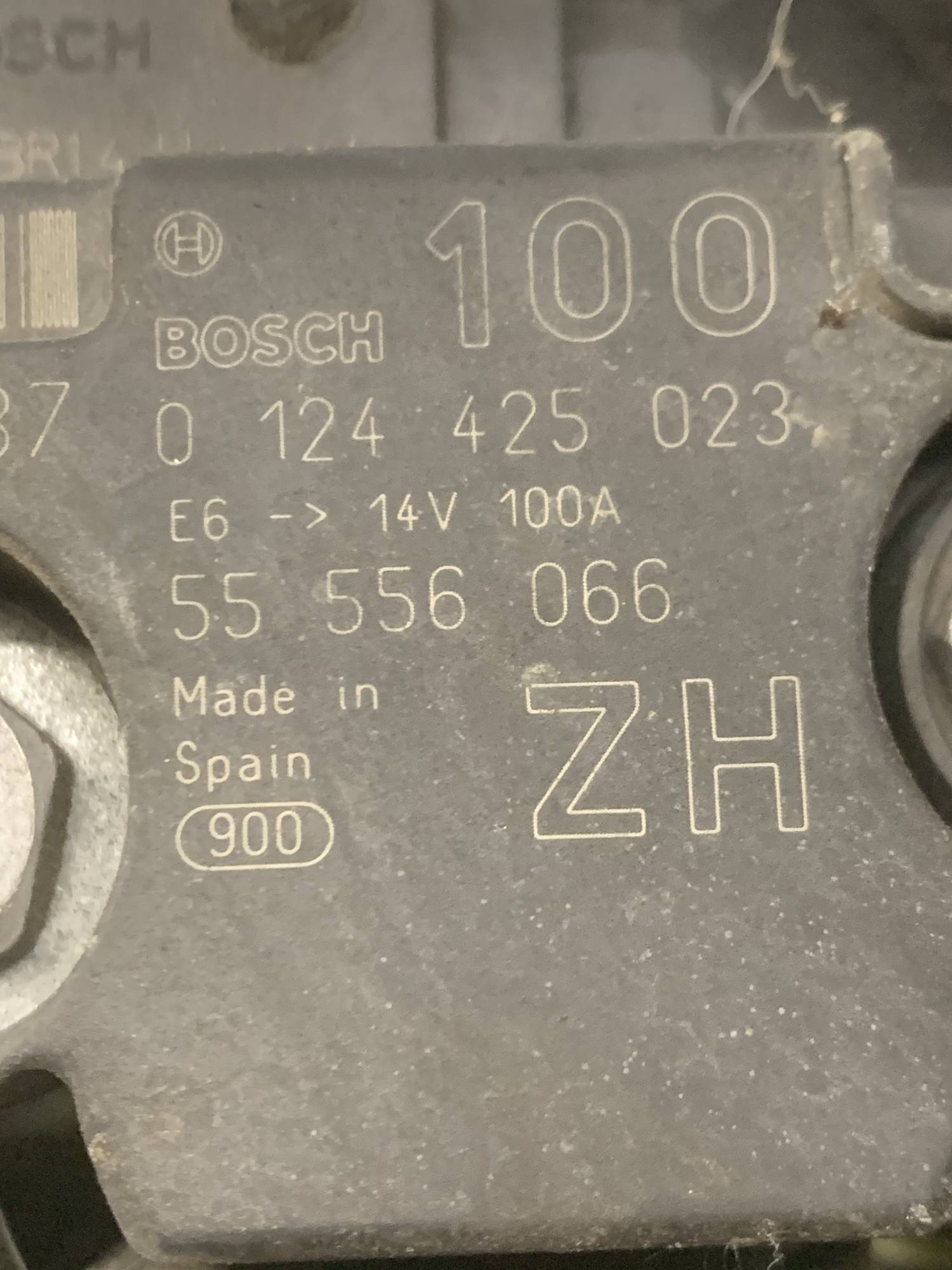 Генератор Opel Zafira 2.2, Vectra 2.2 DGi 100А 55556066