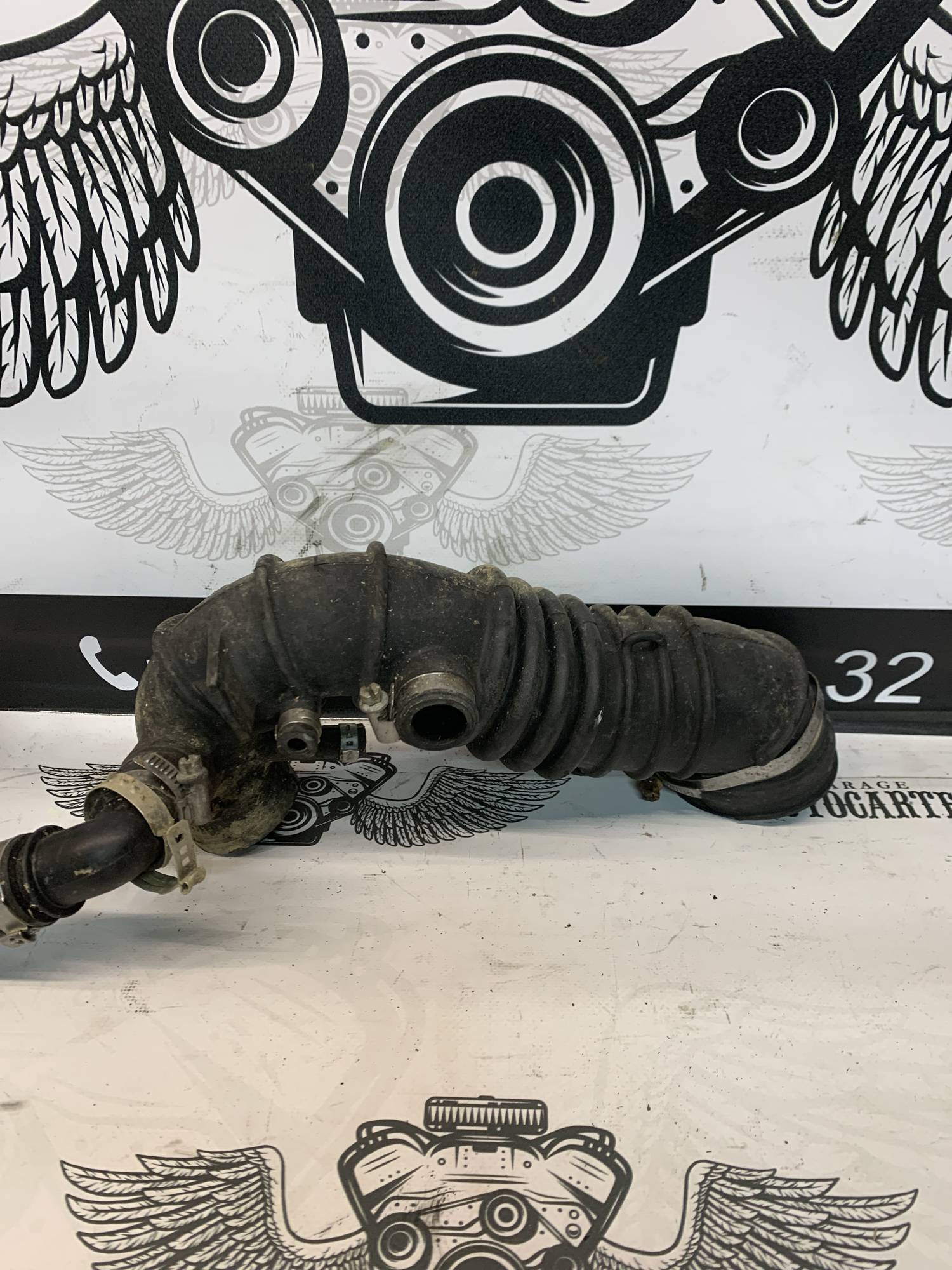 Патрубок повітряного фільтра Volkswagen Passat B5 px0416506