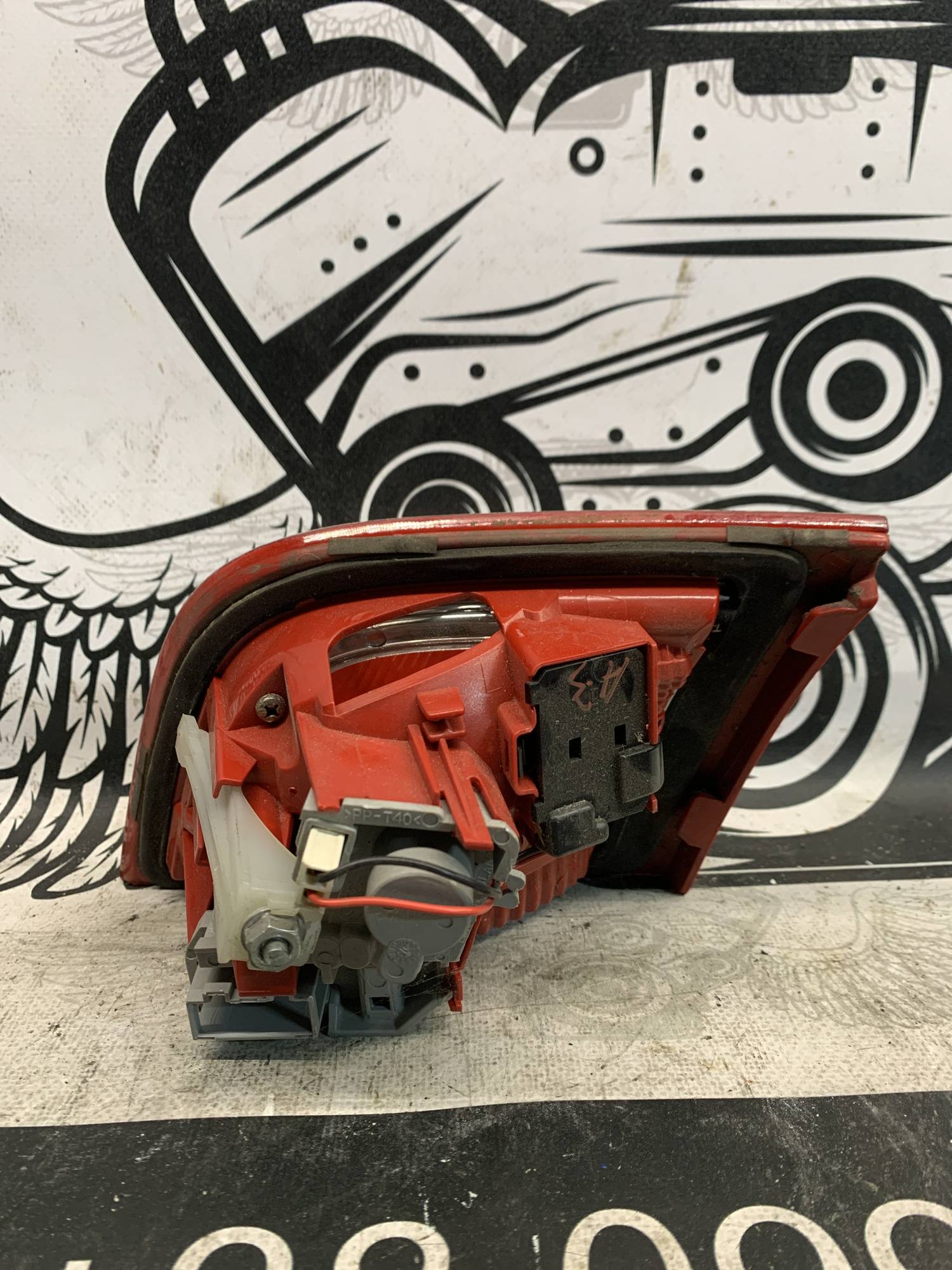 Ліхтар задній внутрішній лівий Audi A3 8P 8p4945093d