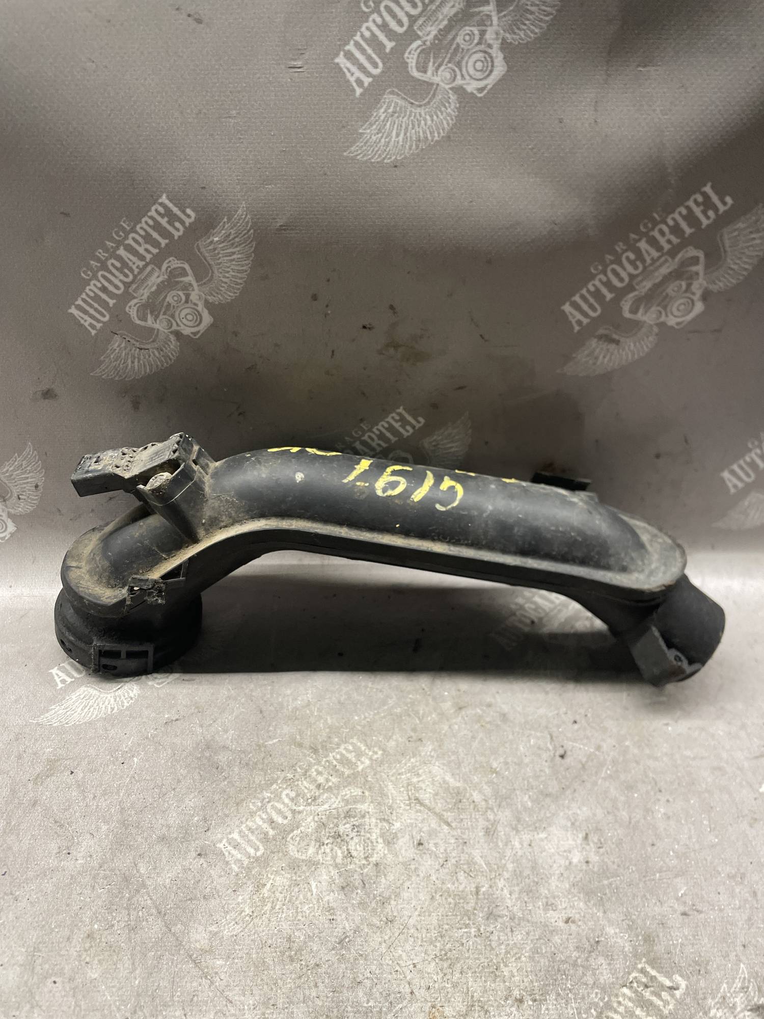 Патрубок колектора впускного Volkswagen Jetta Audi A1 1.2tfsi 03f145673f