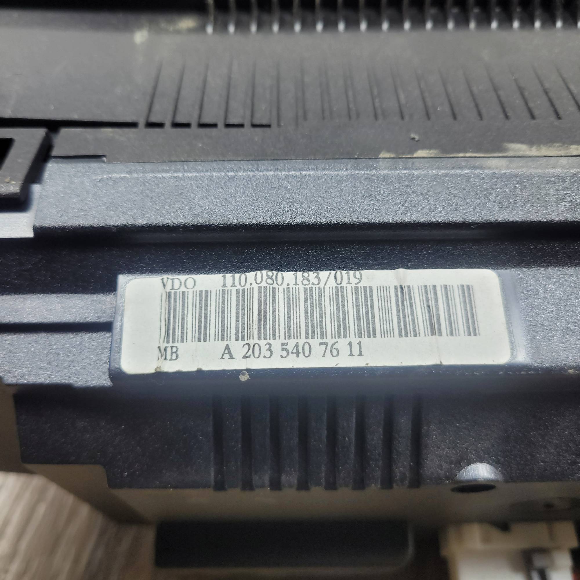 a2035407611 Панель приладів Mercedes w203 1.8