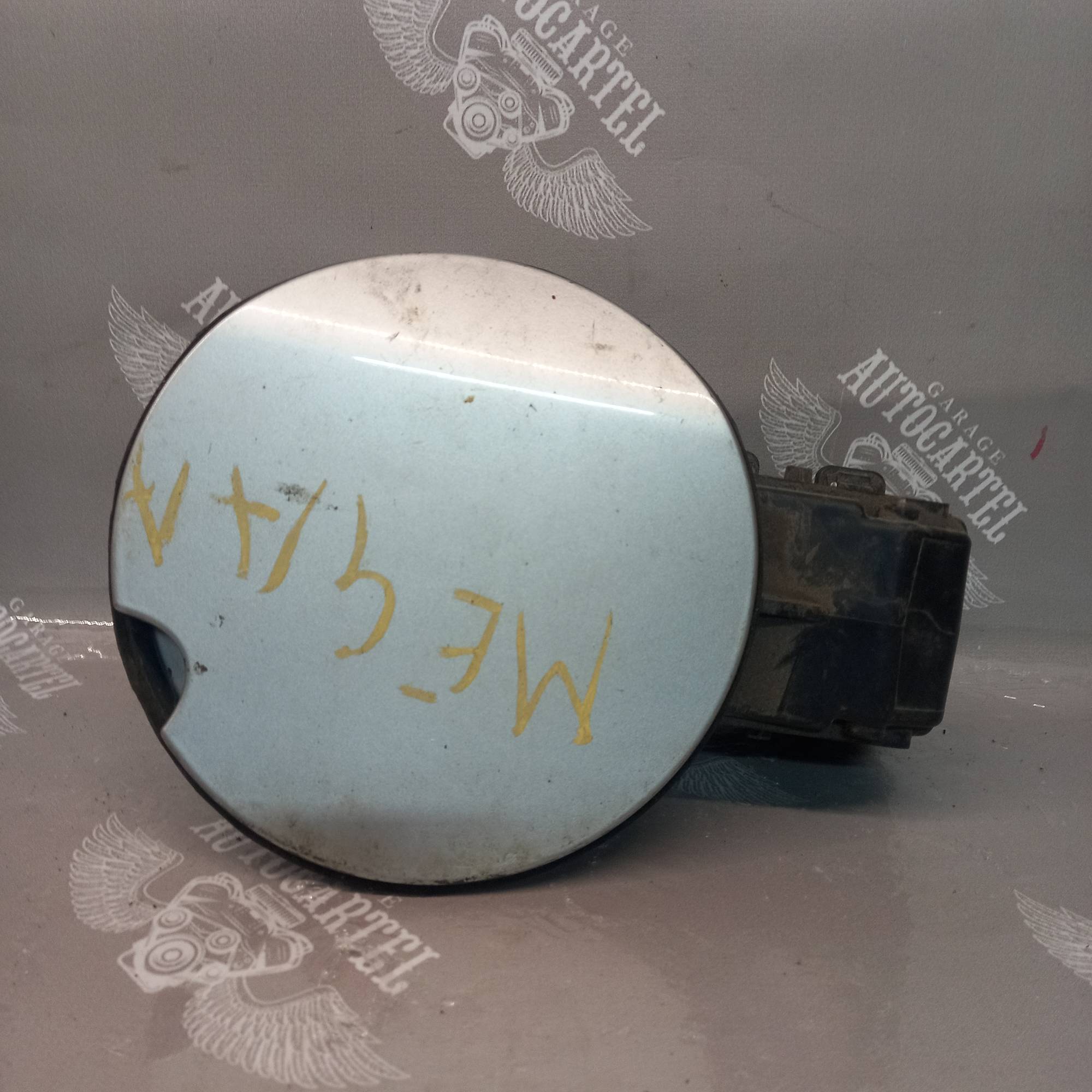 Лючок бензобака Renault Megane 3 781200013r