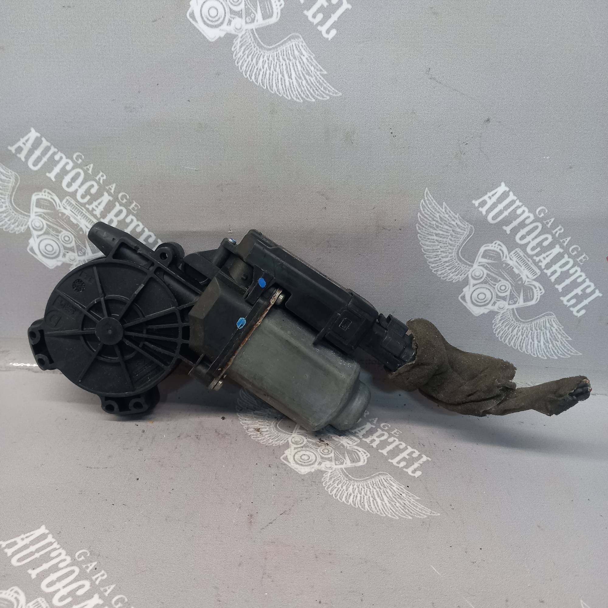 400748k Моторчик склопідйомника правий передній Renault Scenic 2 2003-2009