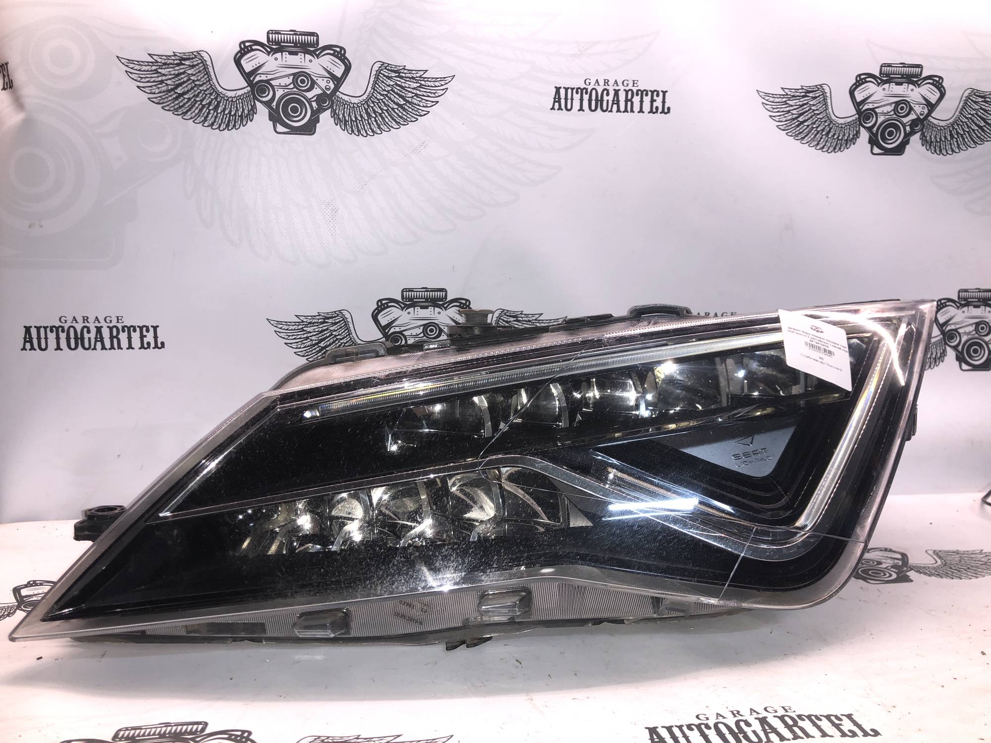 дефект Фара переднє передня ліве seat leon iii 3 рестайлинг повний лед 5F1941007K