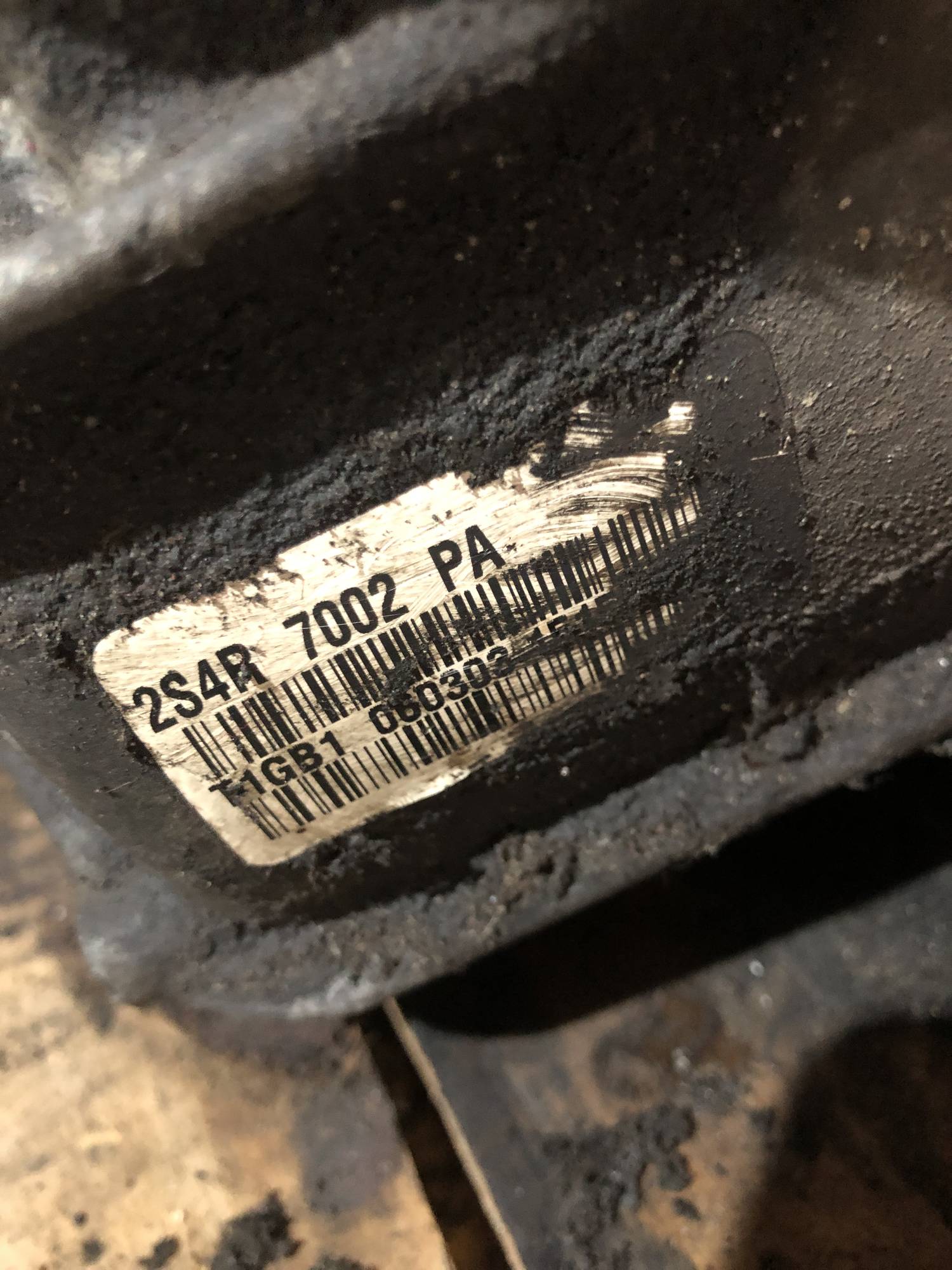 2S4R7002PA Ford Focus 1 кпп в зборі(механічна коробка передач)