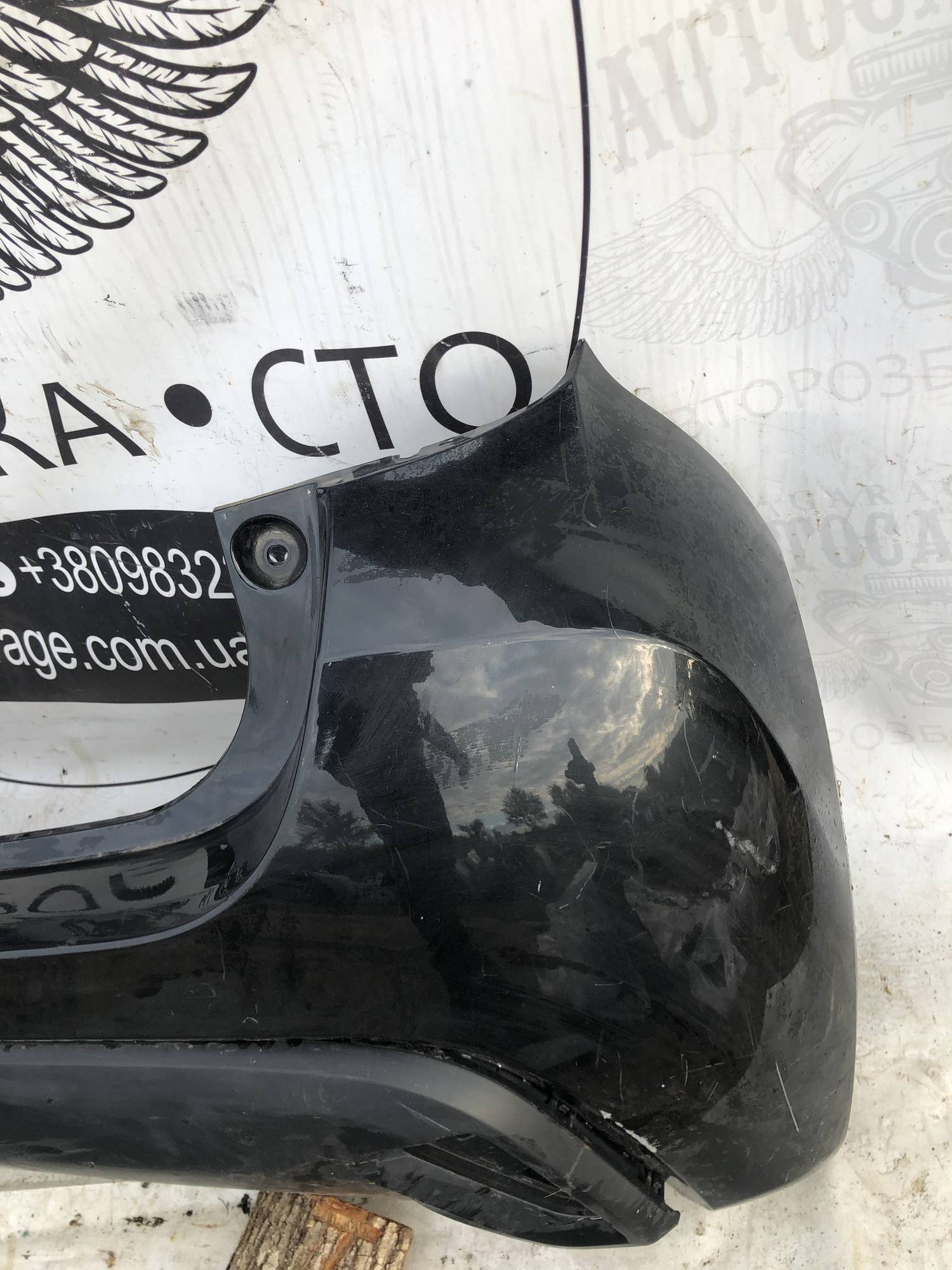 Бампер задній 52159-00060 Toyota Yaris 4