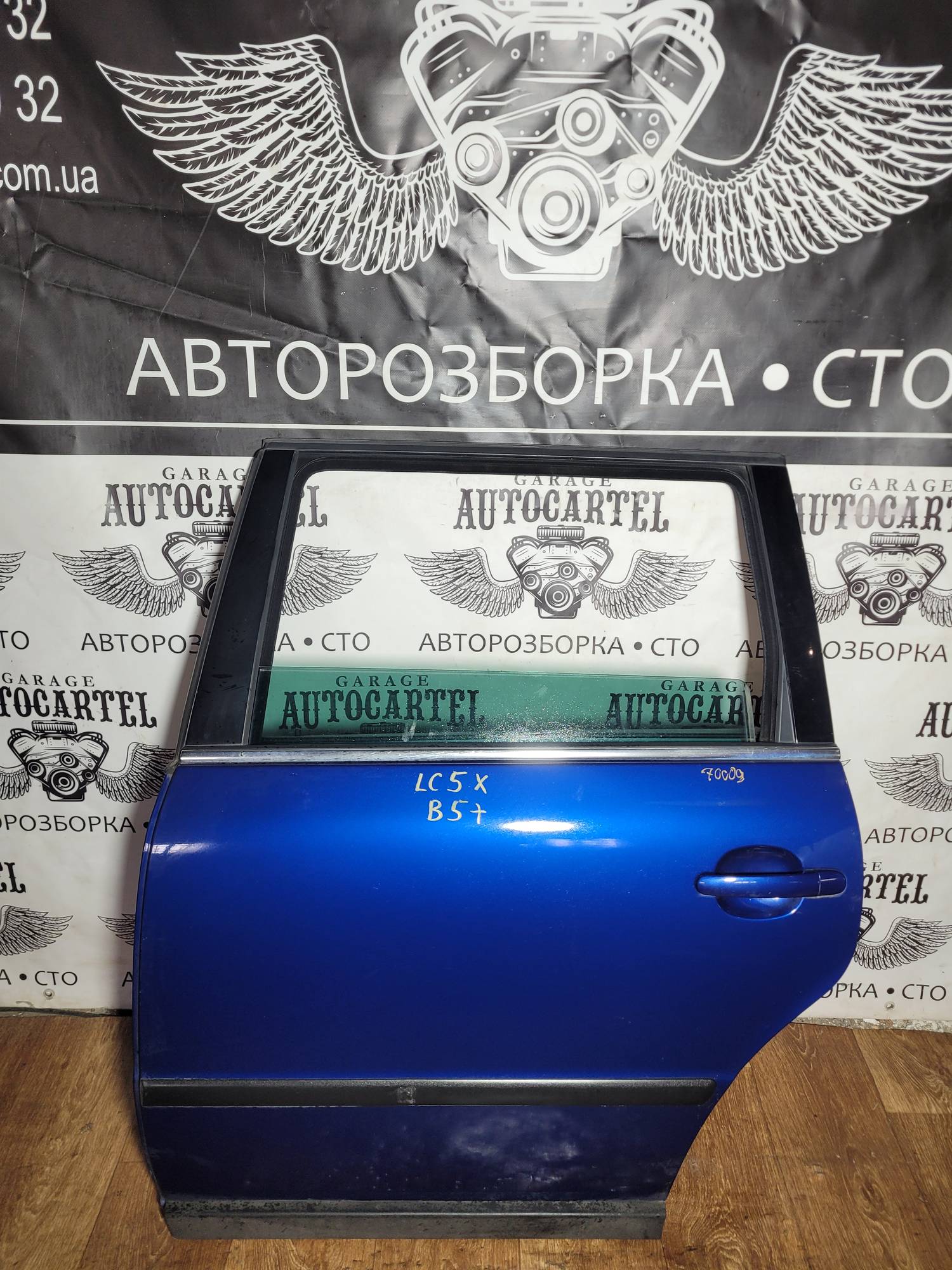 Дверка задня ліва Volkswagen passat b4+ 70009 2002-2008