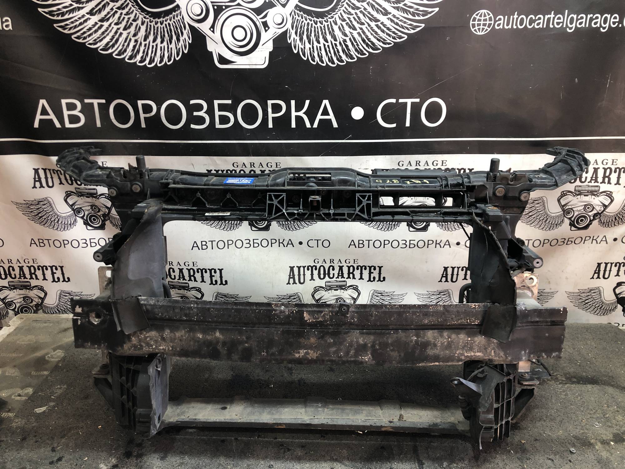 Телевізор панель установча Audi a1 21940620