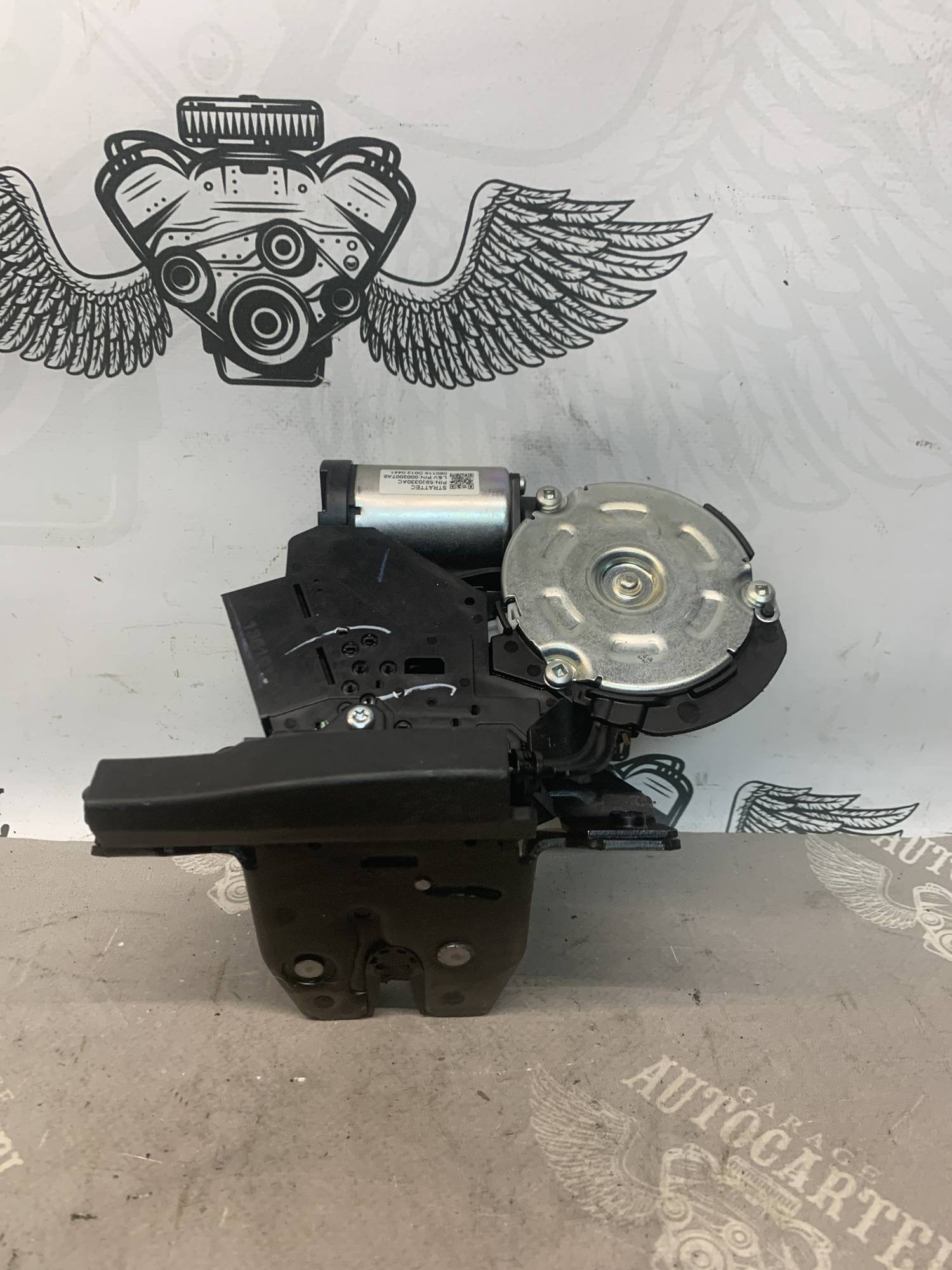 Замок кришки багажника opel insignia b 13519125