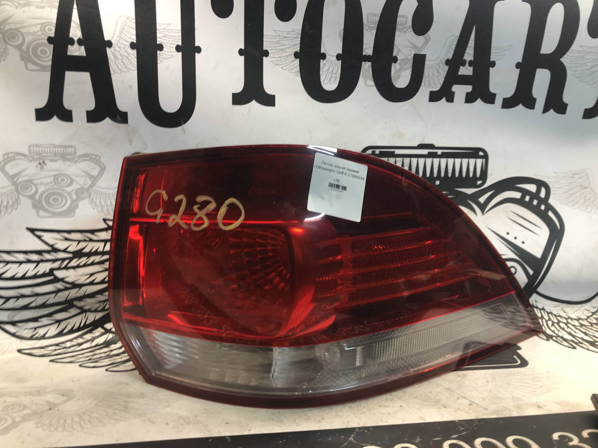 Ліхтар задній правий Volkswagen Golf 6 21909344