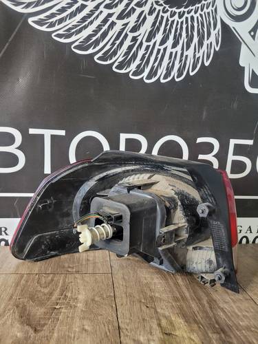 Задній стоп правий Vw golf 6 хетчбек 5K0945096E