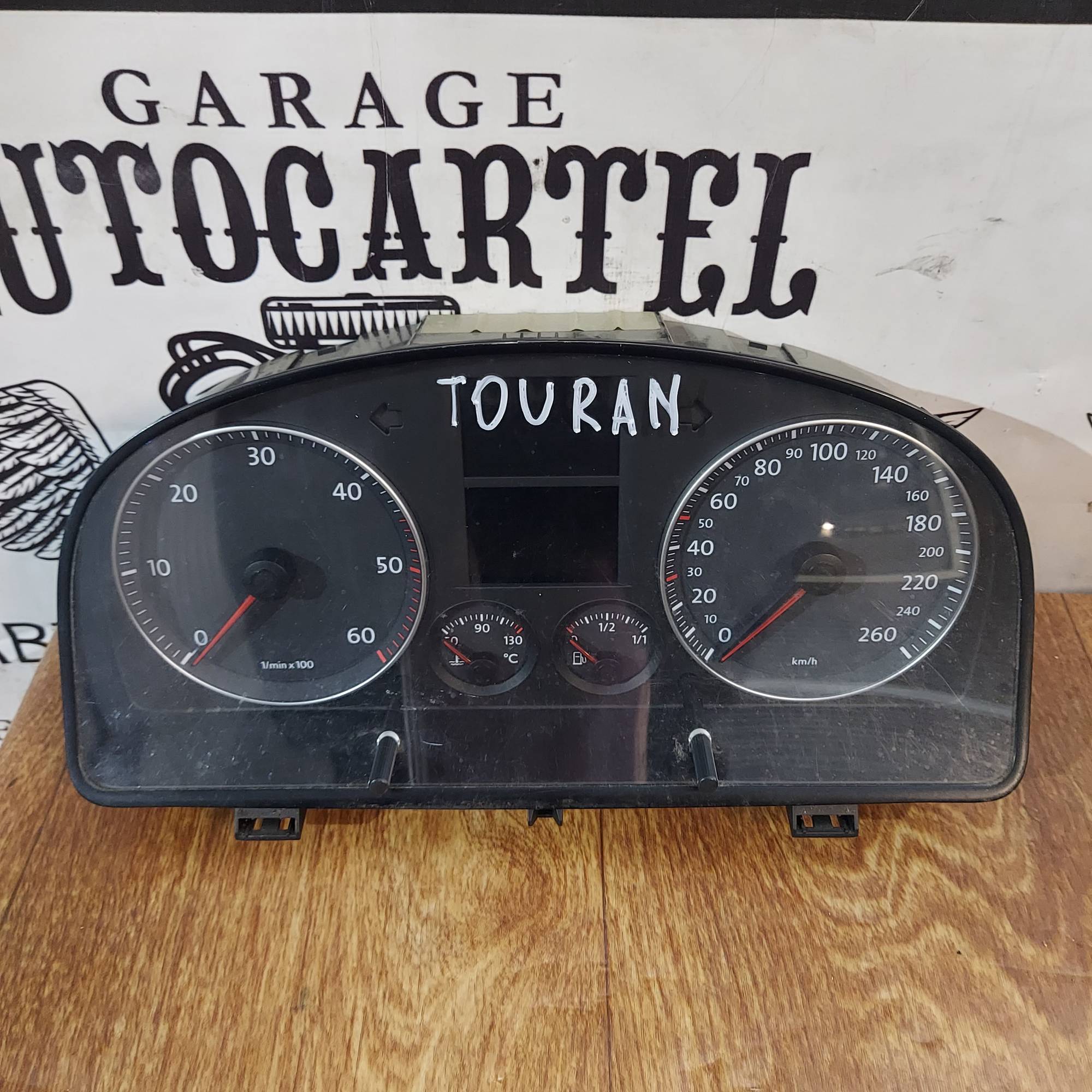 Щиток приладів VW Touran 1T0920850G