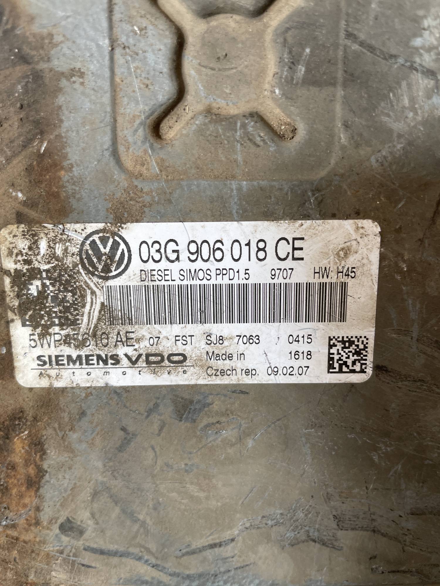 Блок керування двигуном VW Passat 2.0tdi (B6) 2005-2010 03G906018CE