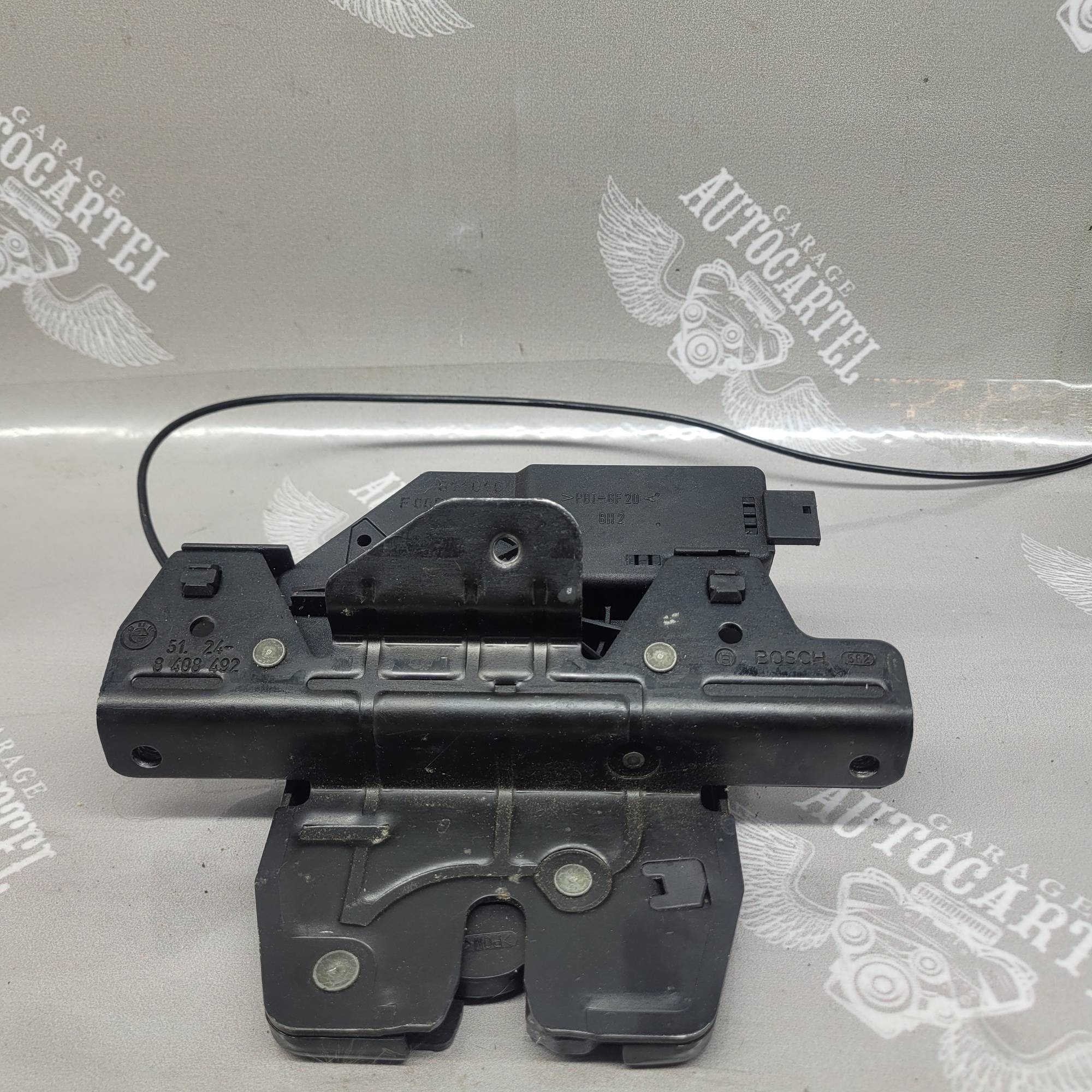8408492 замок багажника bmw x5 e53