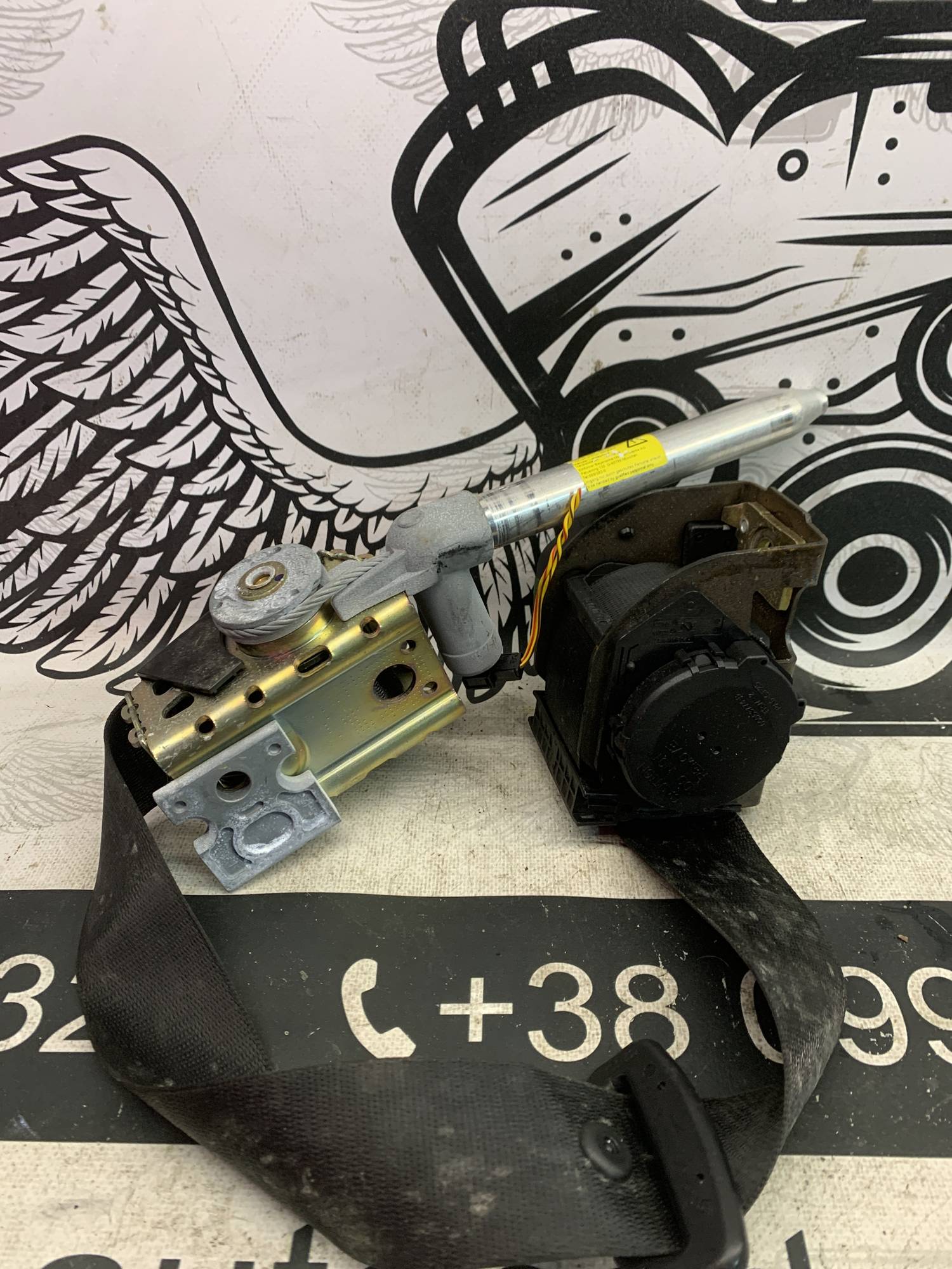 Задній ремінь безпеки правий BMW e65/e66 7153322