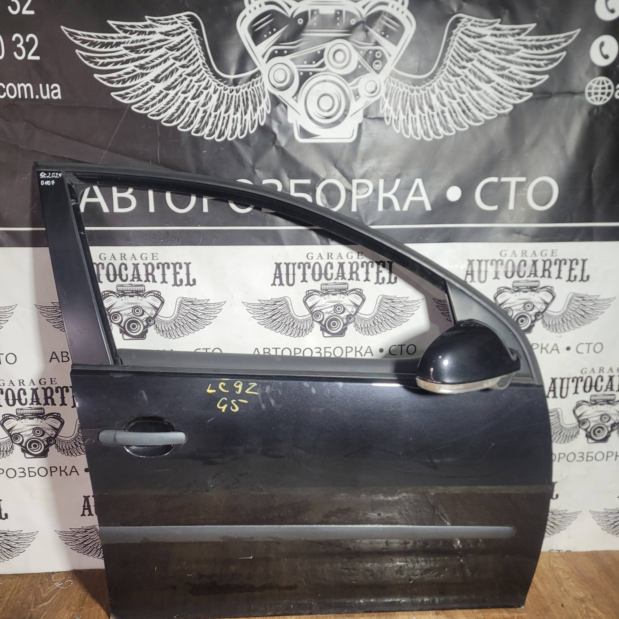 Дверка передня права vw golf 4 1998-2006 lc9z
