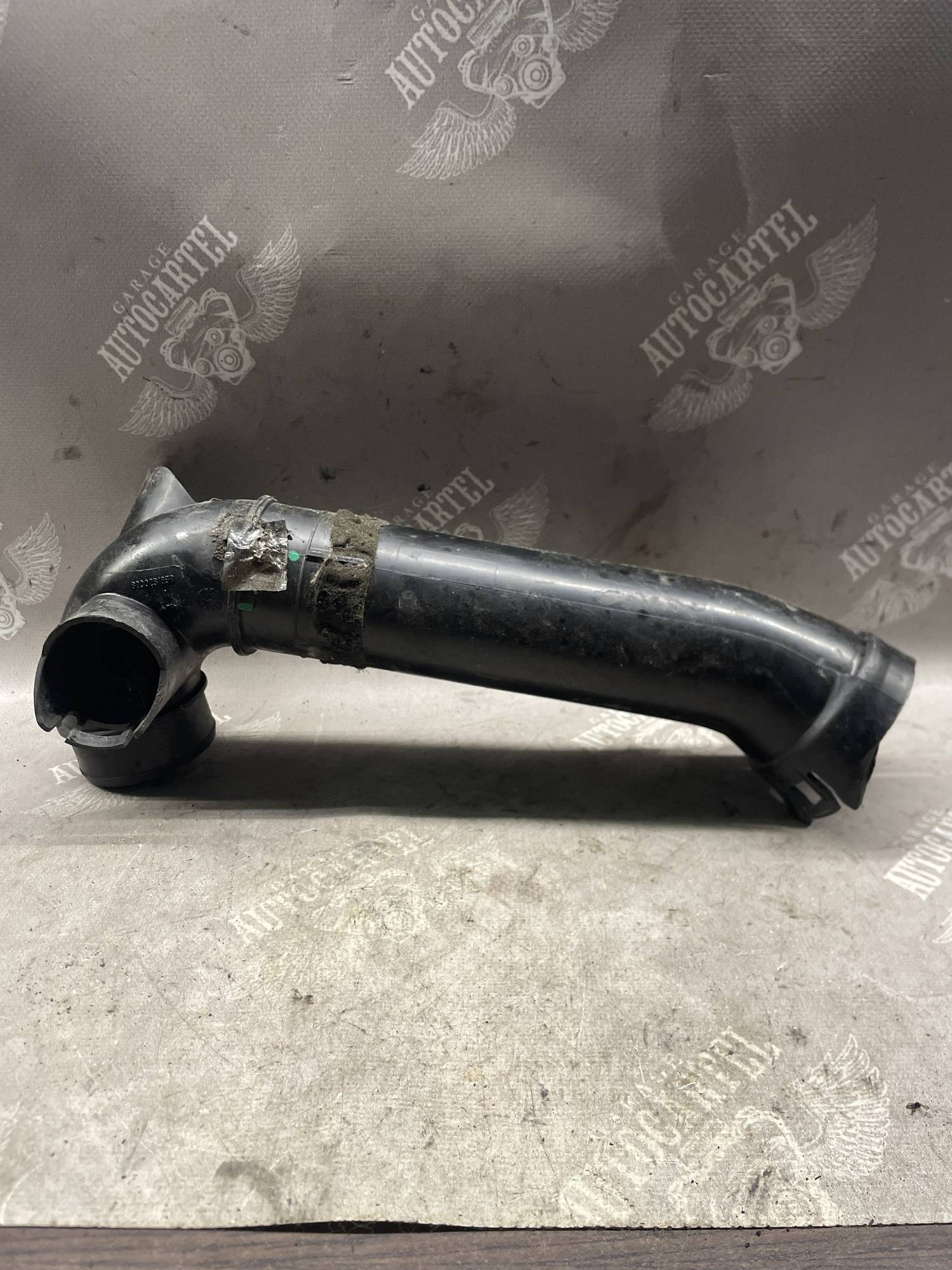 Патрубок повітряного фільтра RENAULT MEGANE 2 8200231859