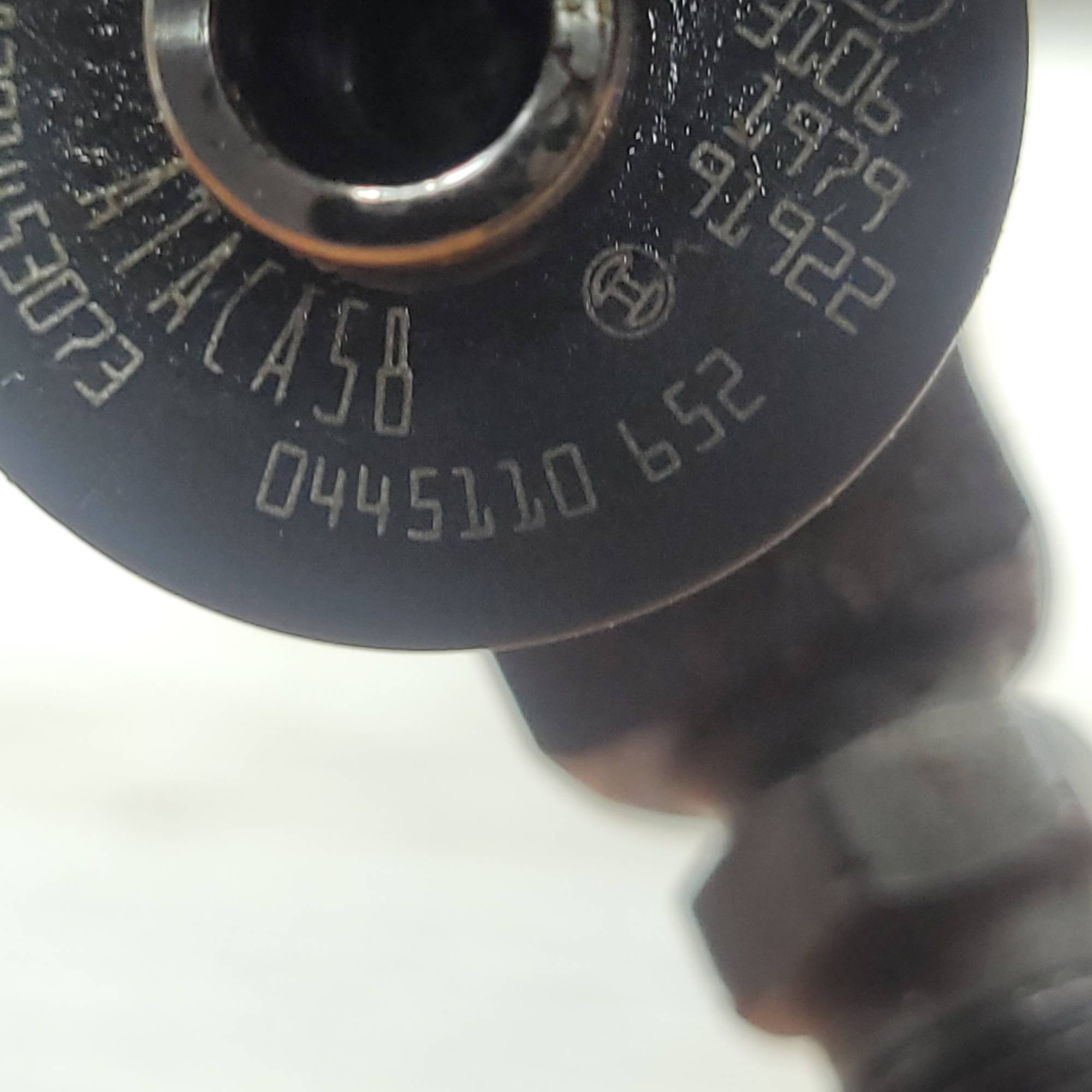 BOSCH Форсунка 1.5 DCI 0445110652 H8201453073