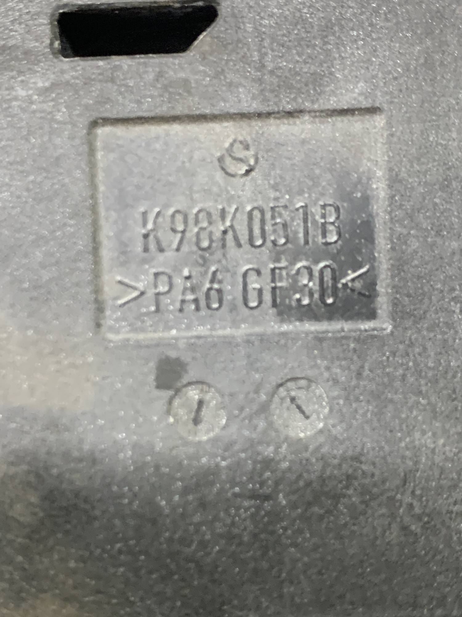 k98k051b Розподільник струму audi a4 b8 8t k98k05