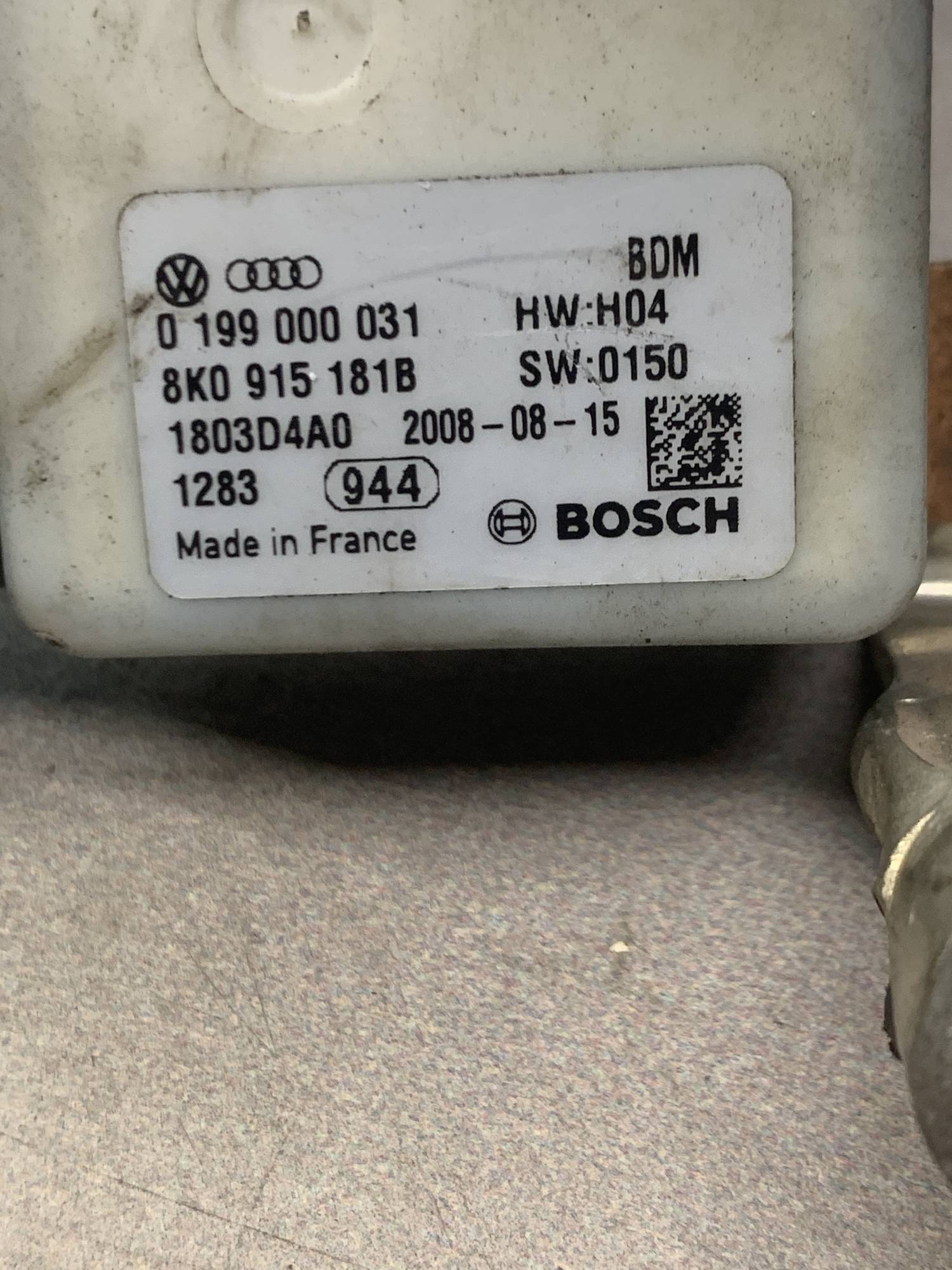 Клема мінус Audi A4 B8 8k0915181b