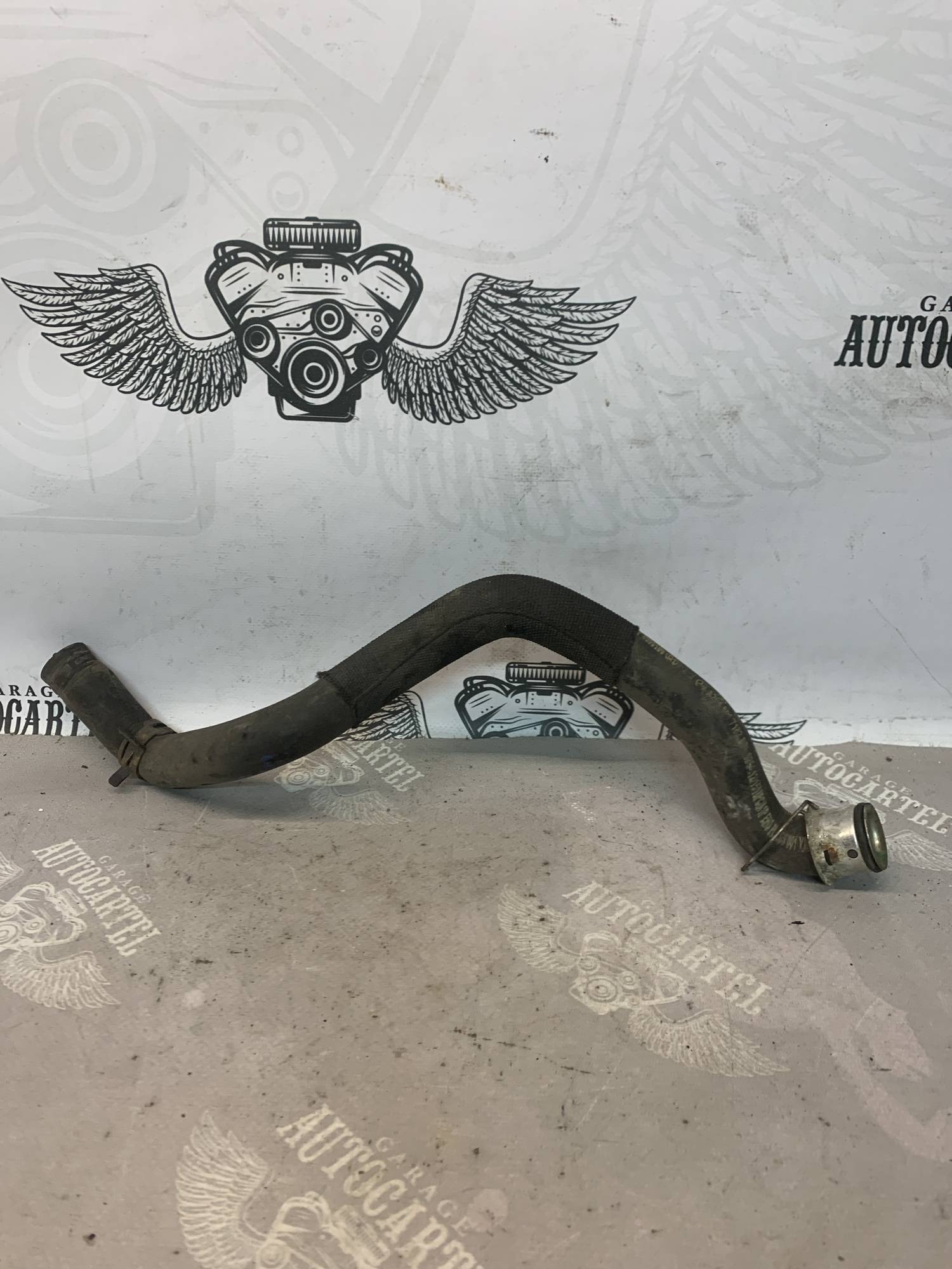 Патрубок системи охолодження Mercedes C-class W204 a2045017182