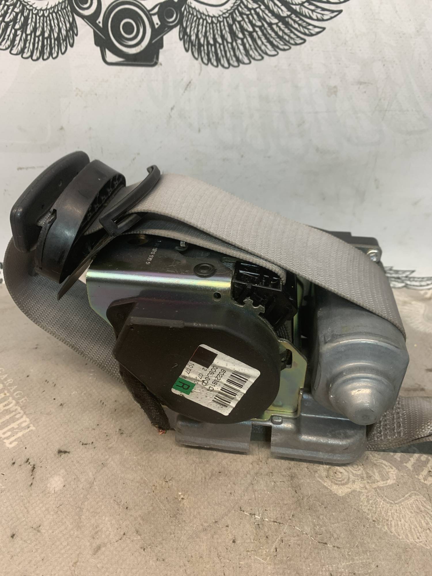Ремінь безпеки передній правий MERCEDES E-class W211 2118607886
