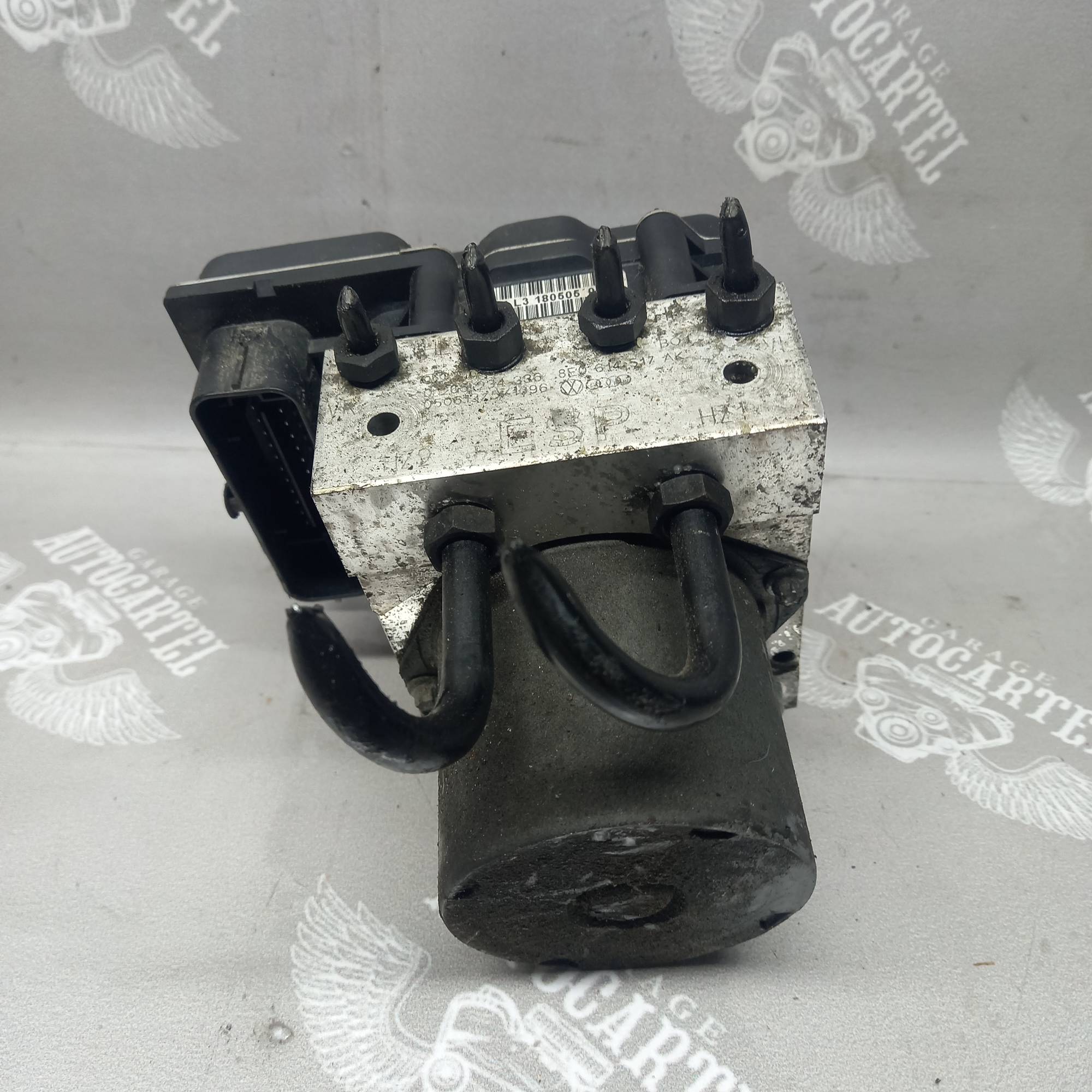 Блок ABS AUDI A4 B7 8e0910517d