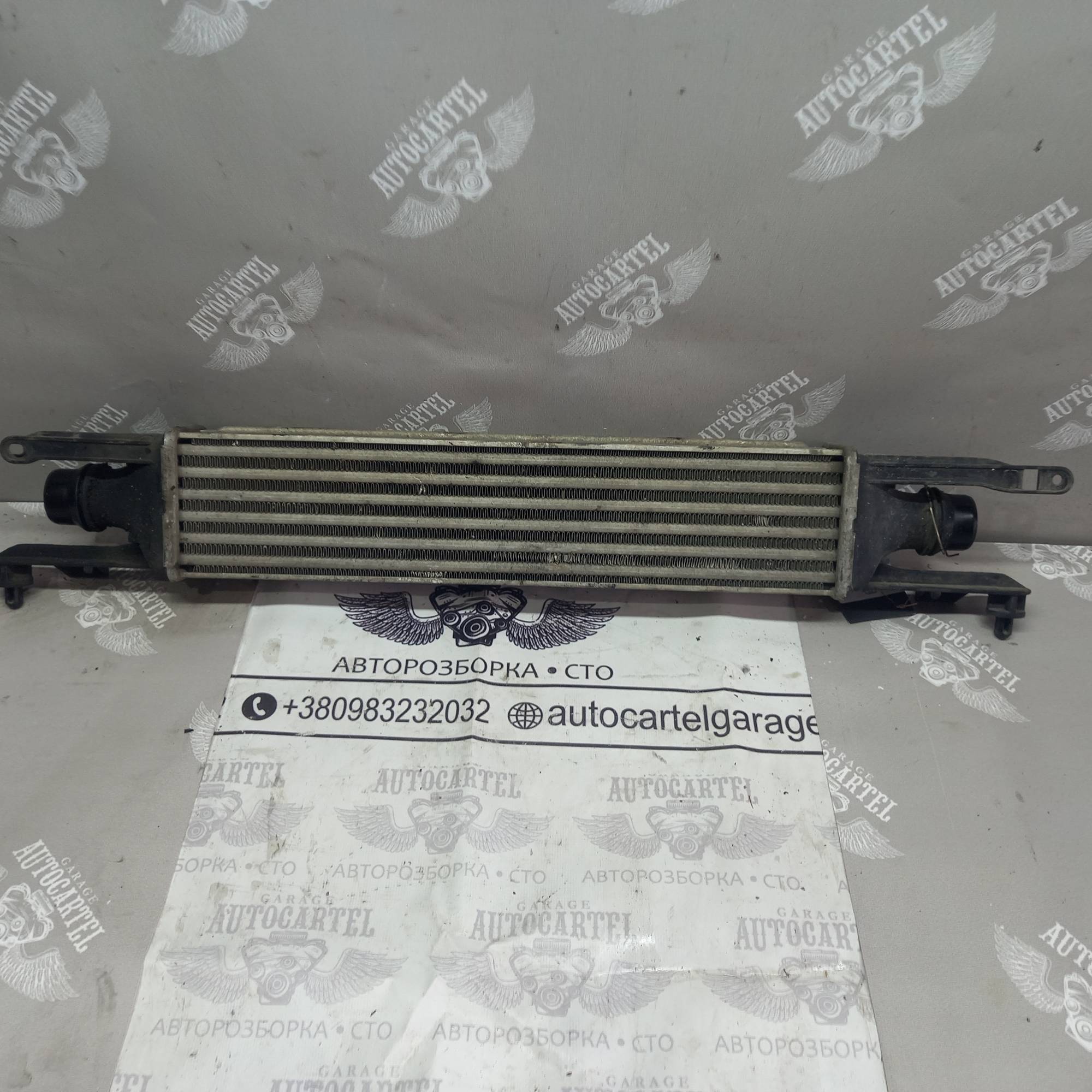 Радіатор інтеркулера Opel Corsa D 1.3 cdti 55702194