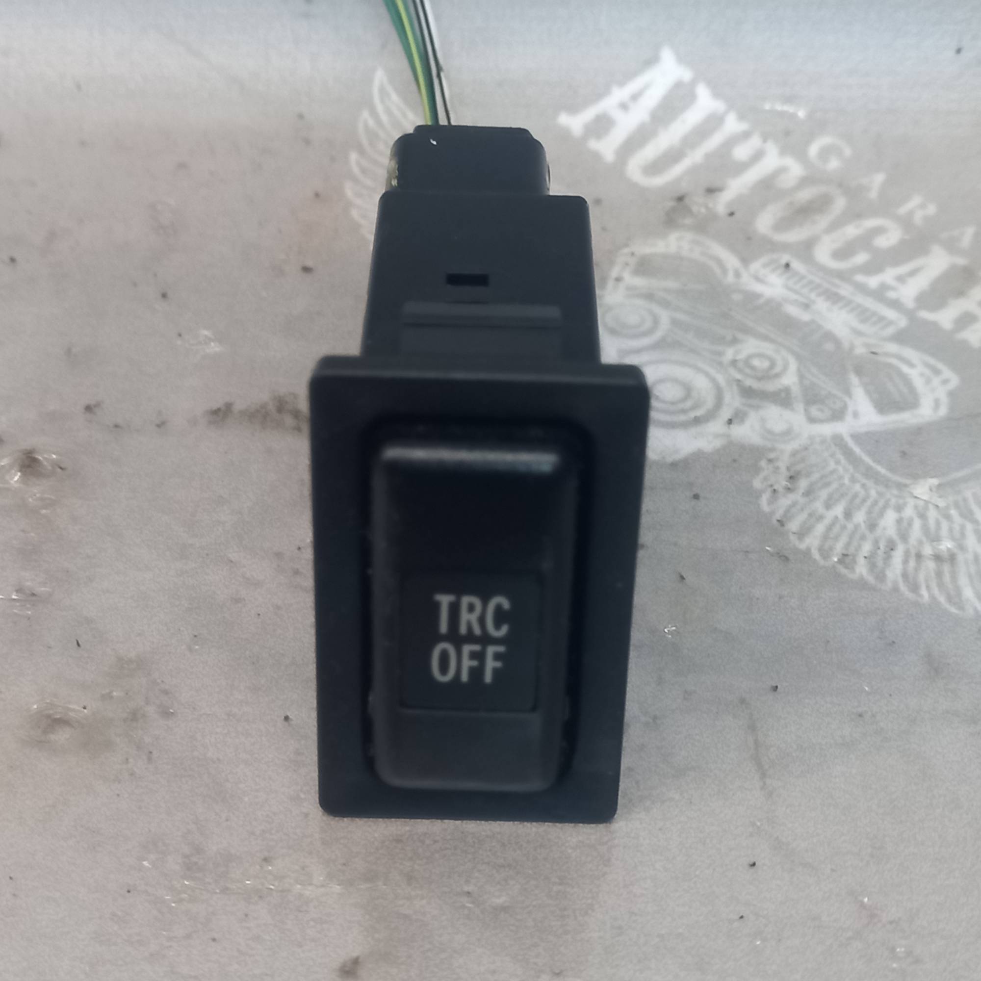 Кнопка управління TRC Toyota Corolla (E12) 2001-2006 tr8801