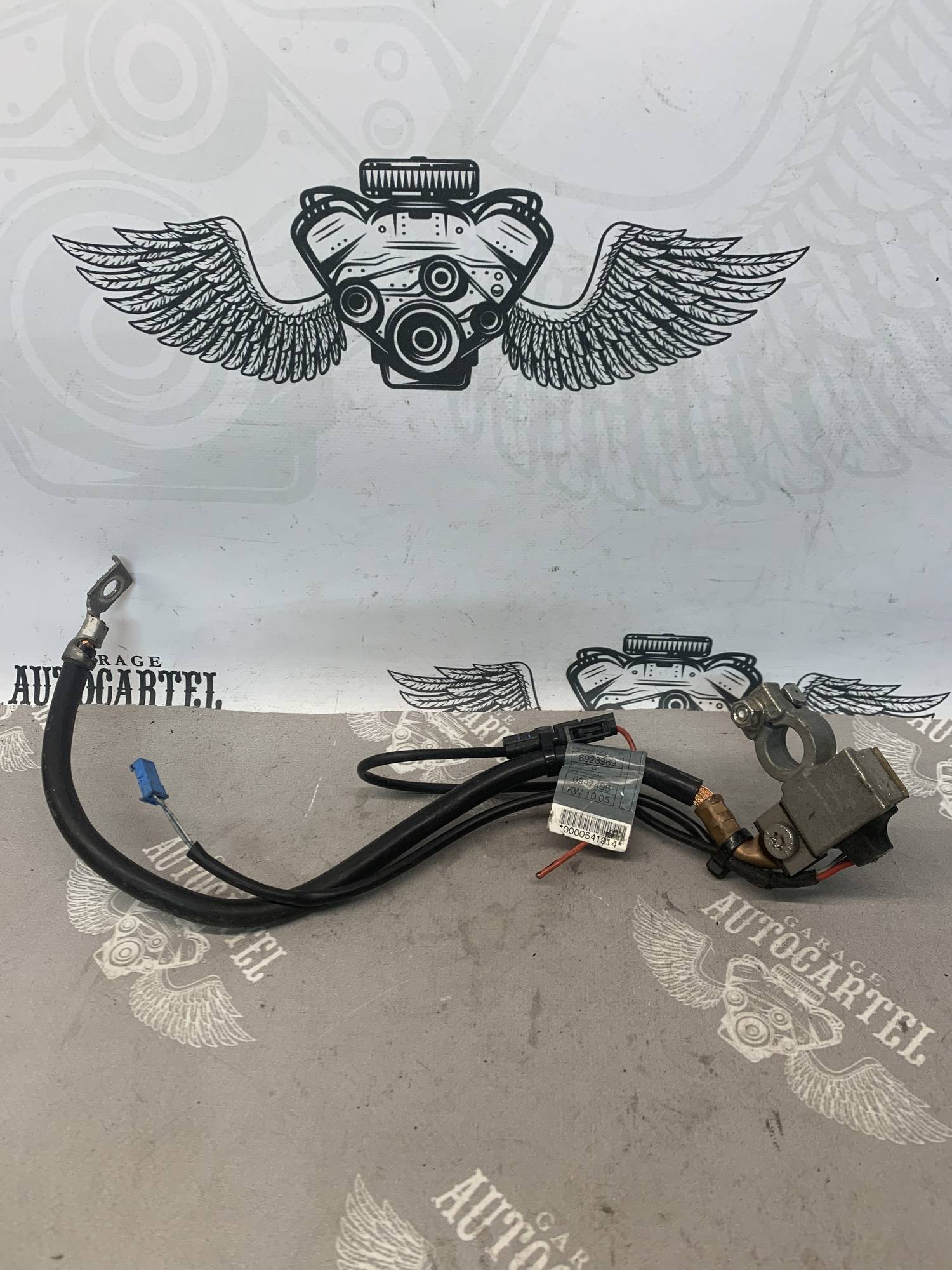 Клема піротехнічна мінусова bmw e60 e61 6947498