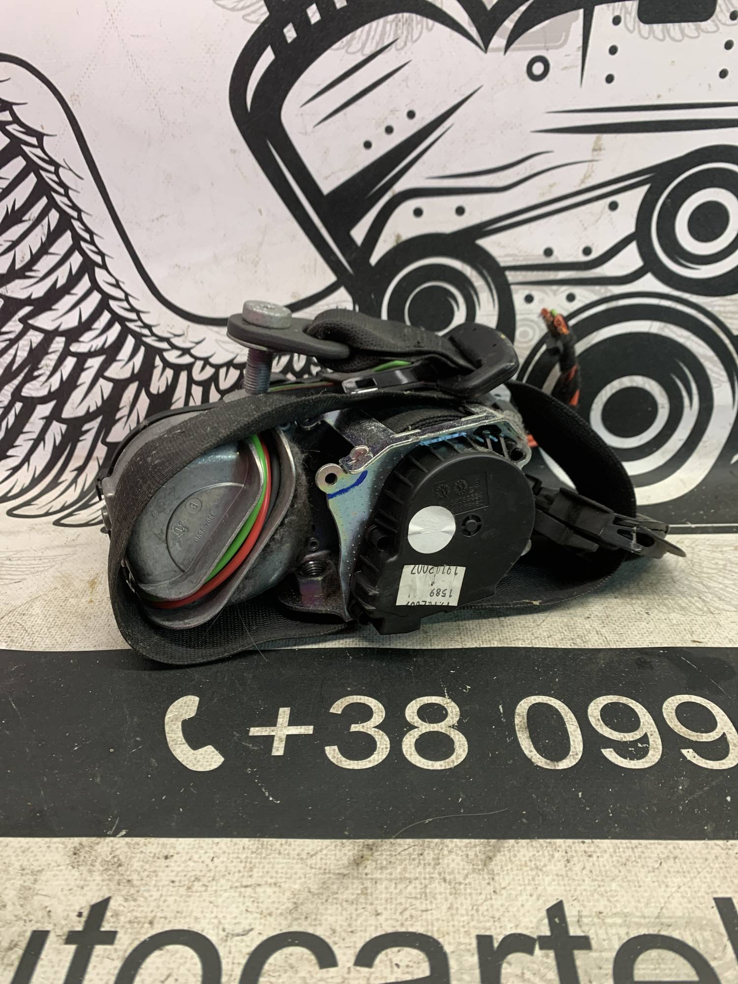 Ремінь безпеки передній лівий Mercedes W221 a2218603185