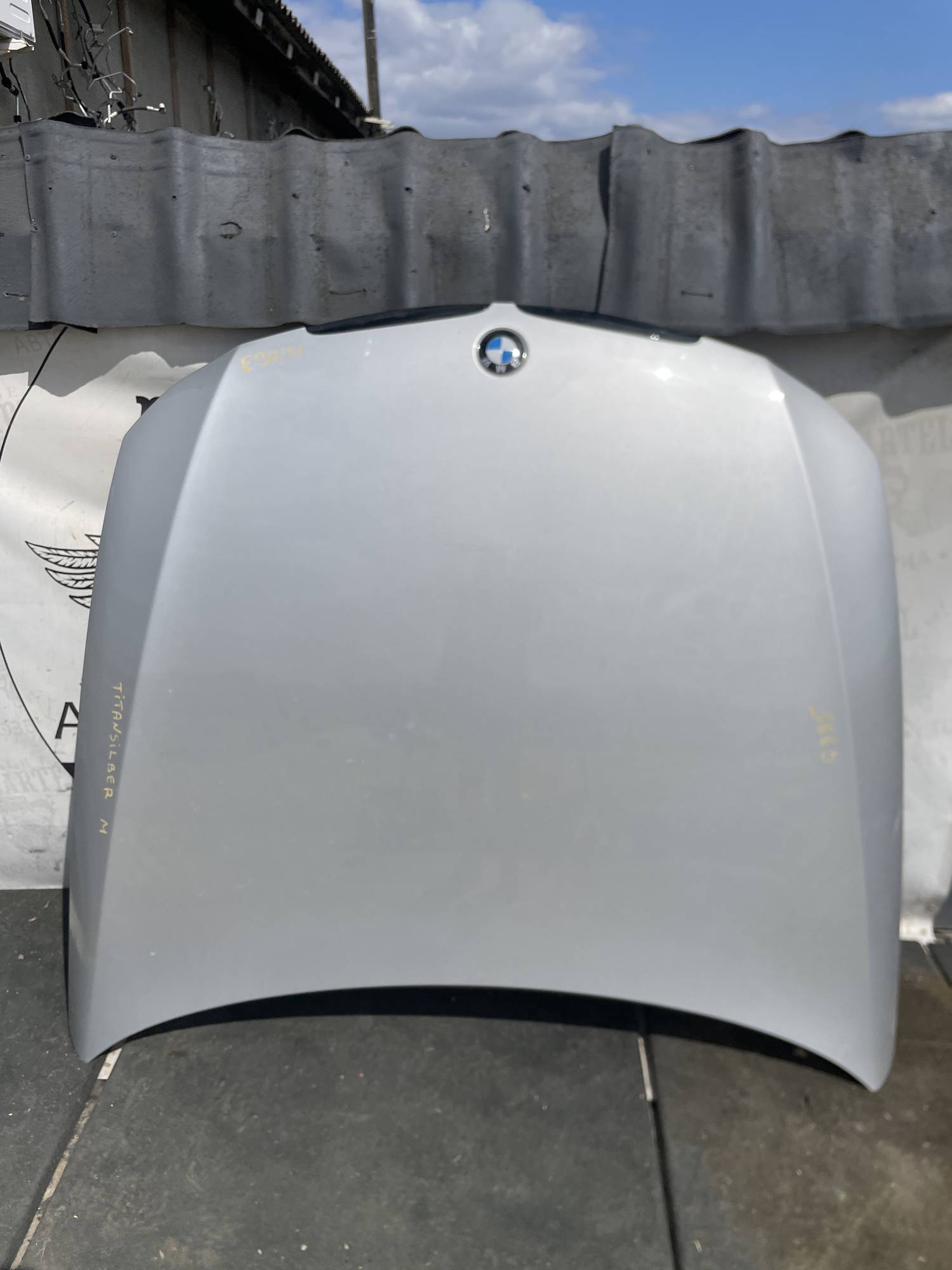 Капот BMW E90 titansilber 21997341