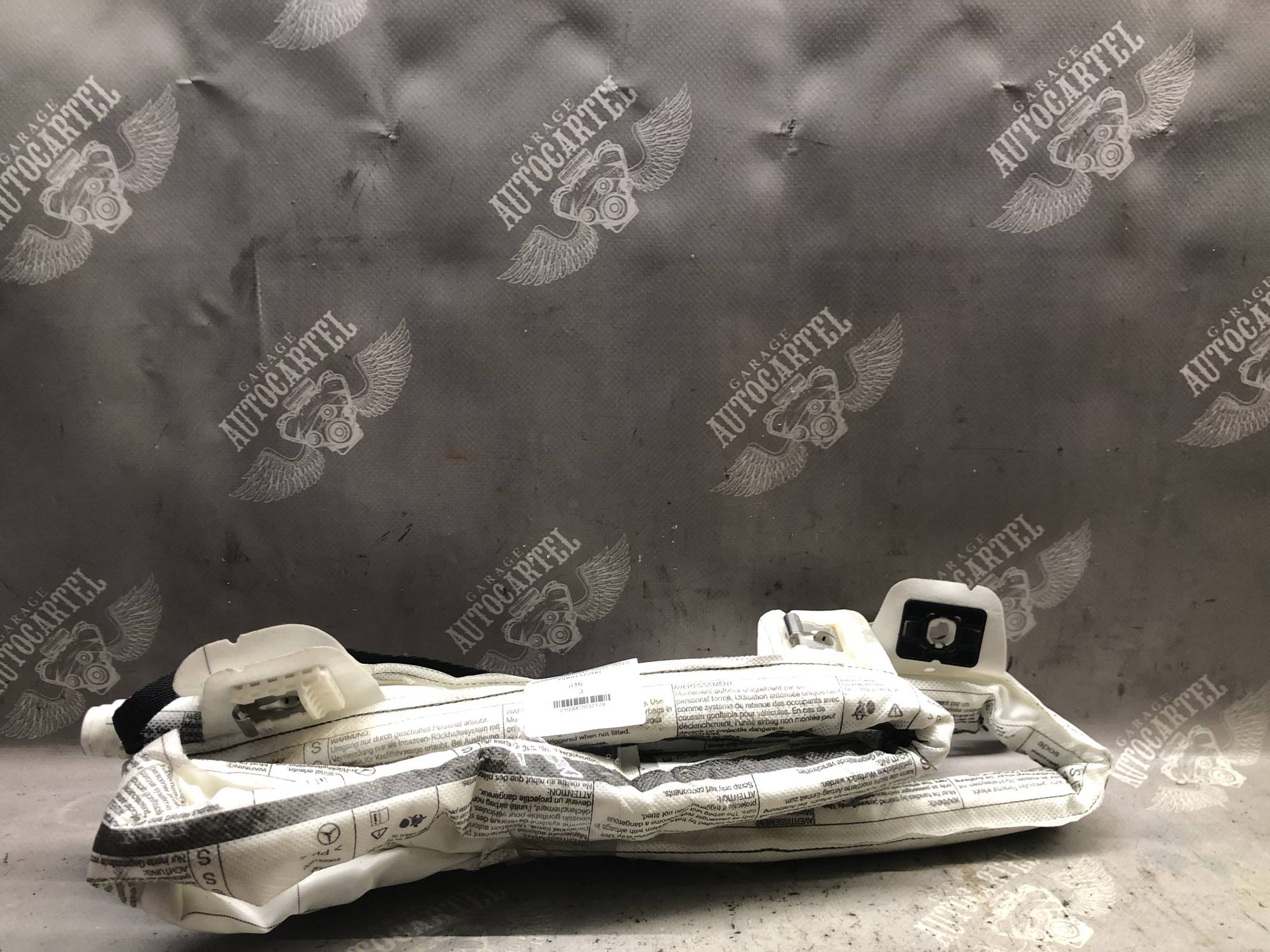 Права бічна подушка безпеки Mercedes C-class 2.2 CDI (W204) 2007-2015 606037200