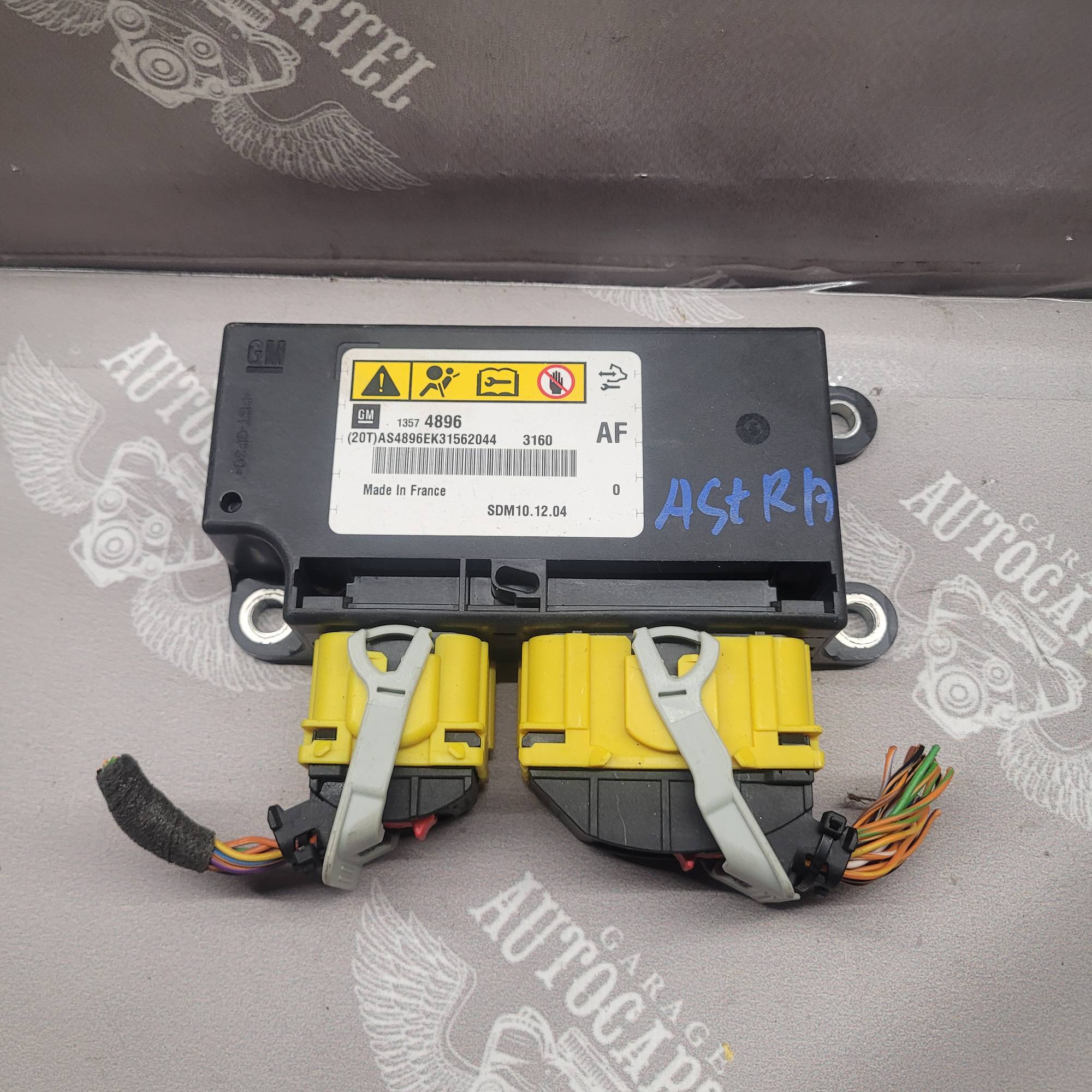 Блок керування AIR BAG Opel Astra 2009-2015 13574896