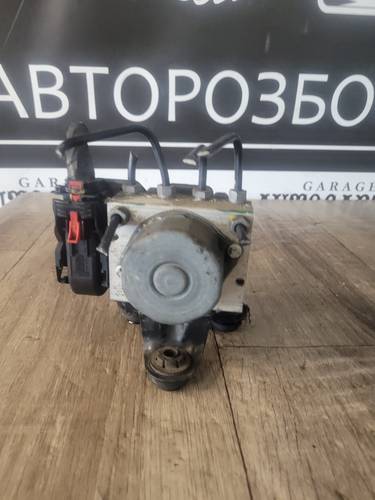 Блок ABS (АБС) Skoda Fabia II, VW Polo, 6R0907379AR