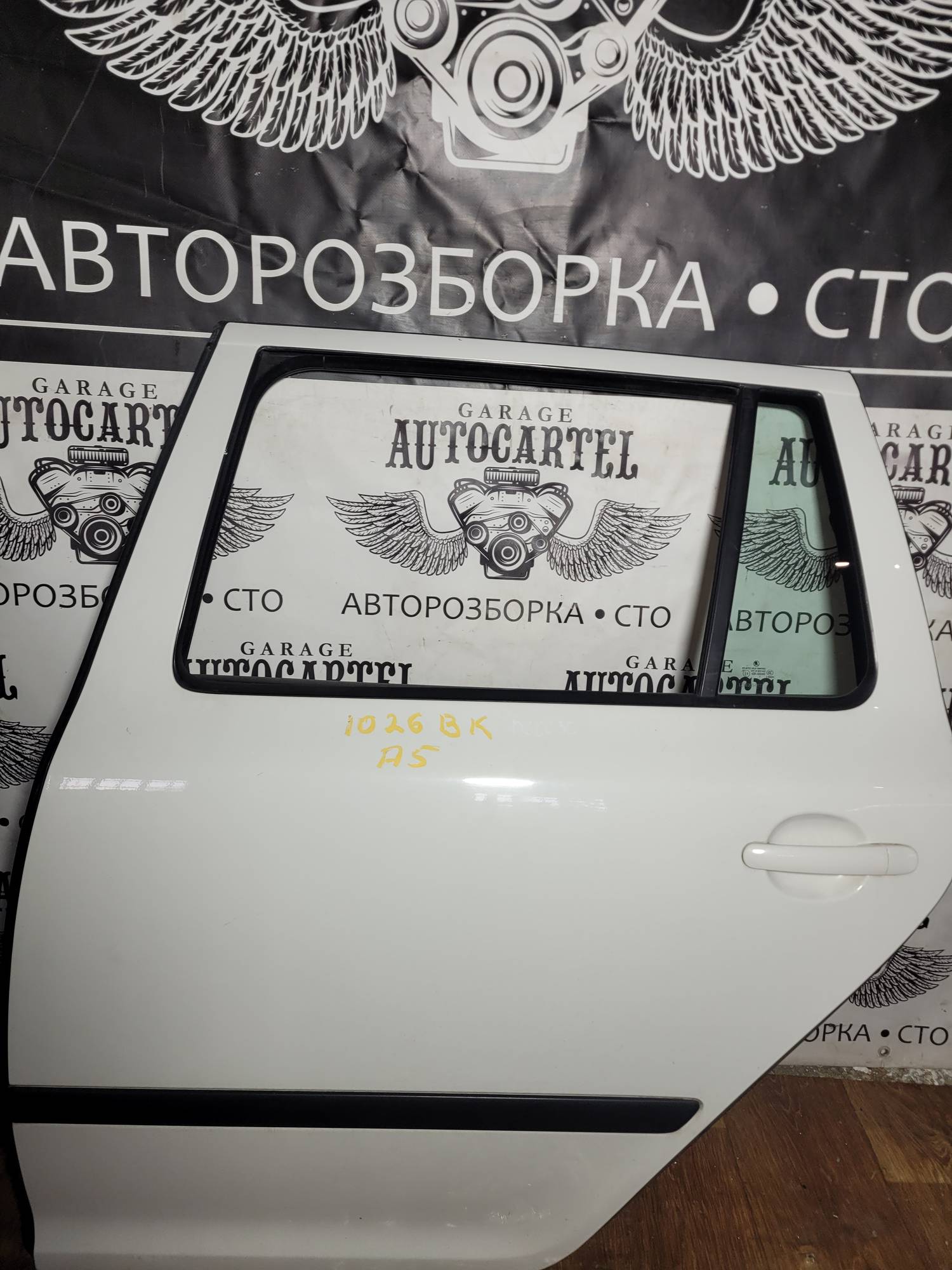Дверка задня ліва skoda a5 1026bk d60036 2004-2008