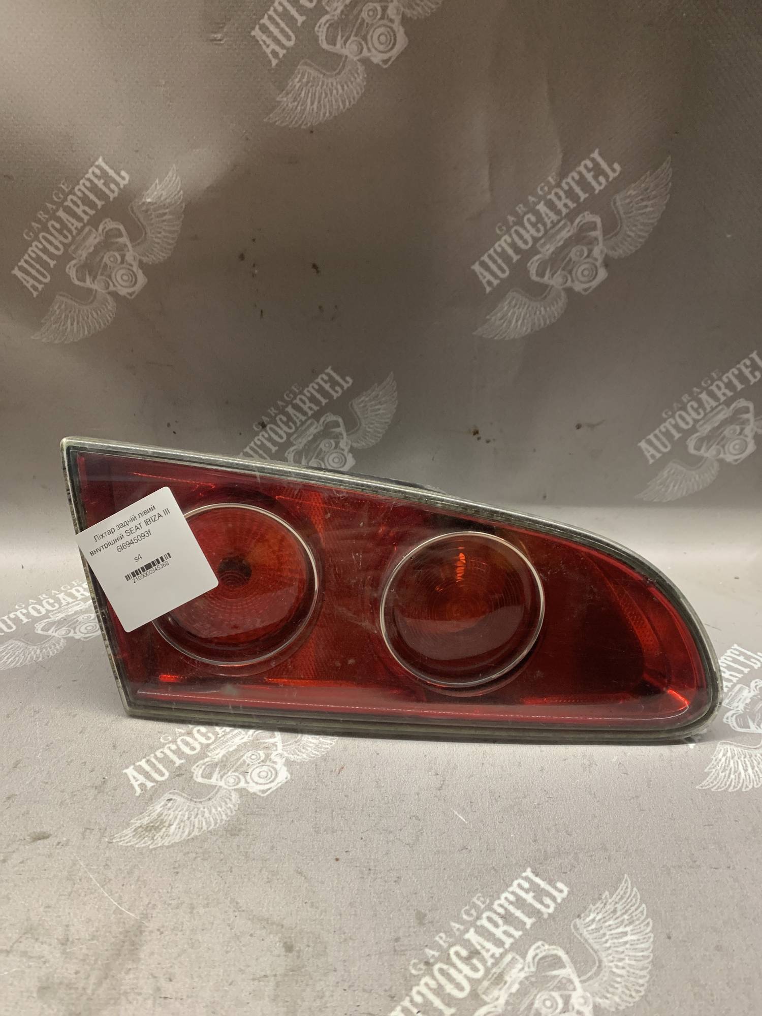 Ліхтар задній лівий внутрішній SEAT IBIZA III 6l6945093f