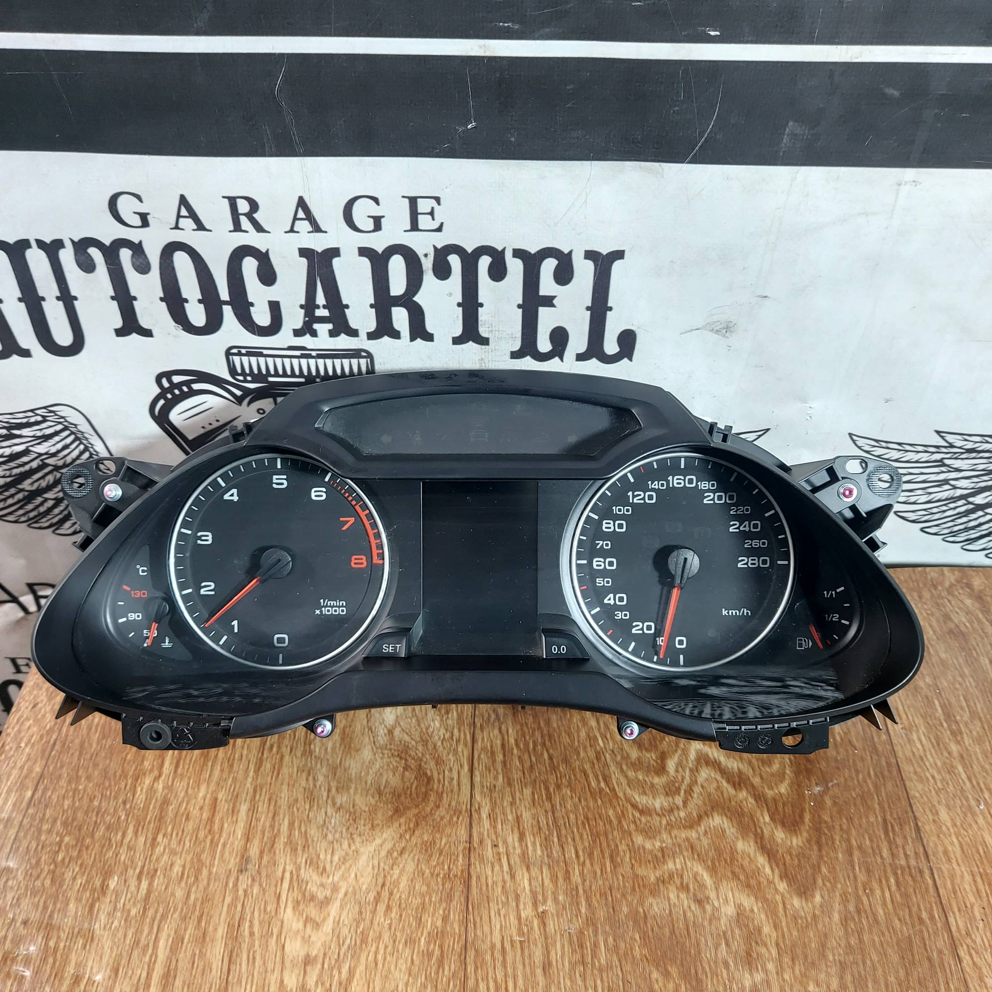Щиток приладів Audi A4 B8 8K0920900A