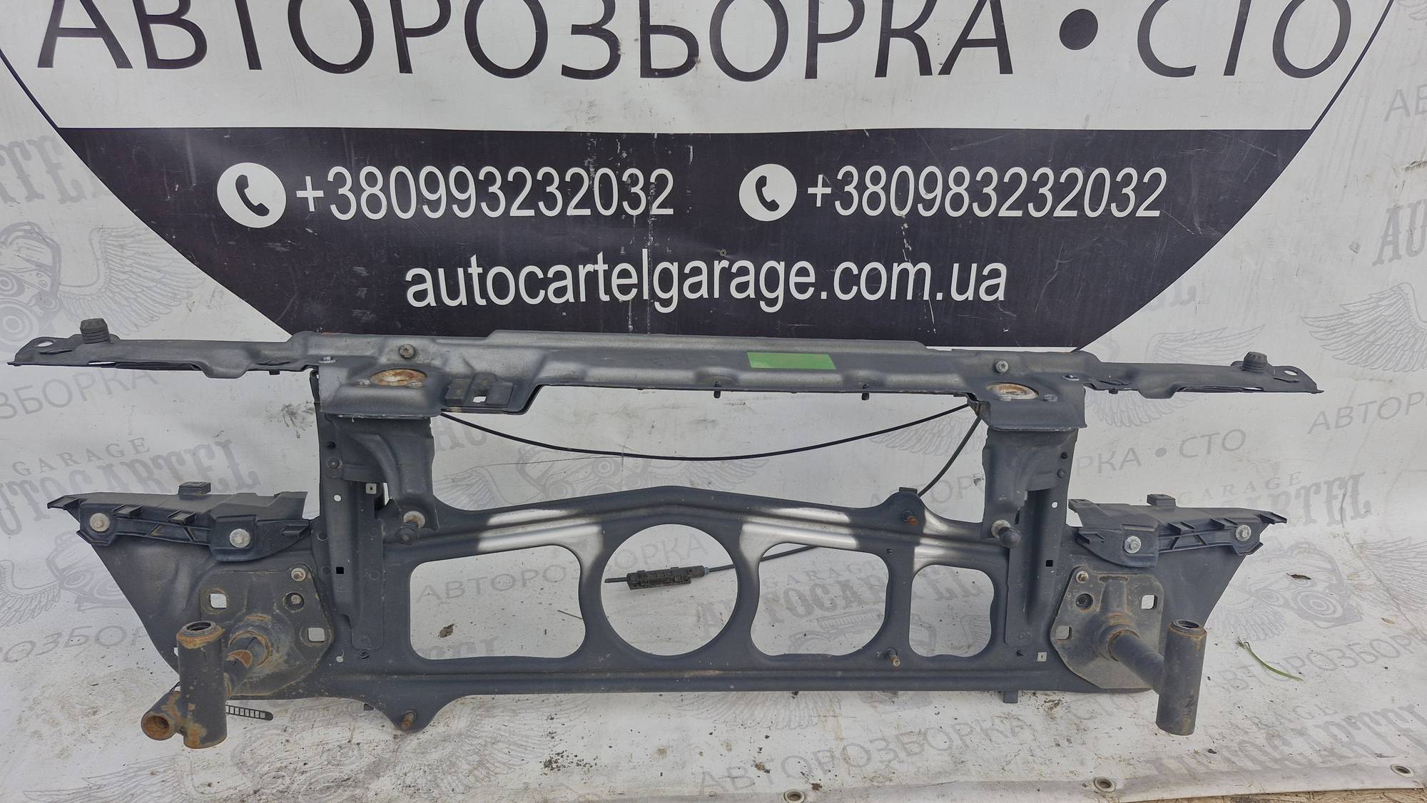 Передня панель авто, телевізор Renault Twingo