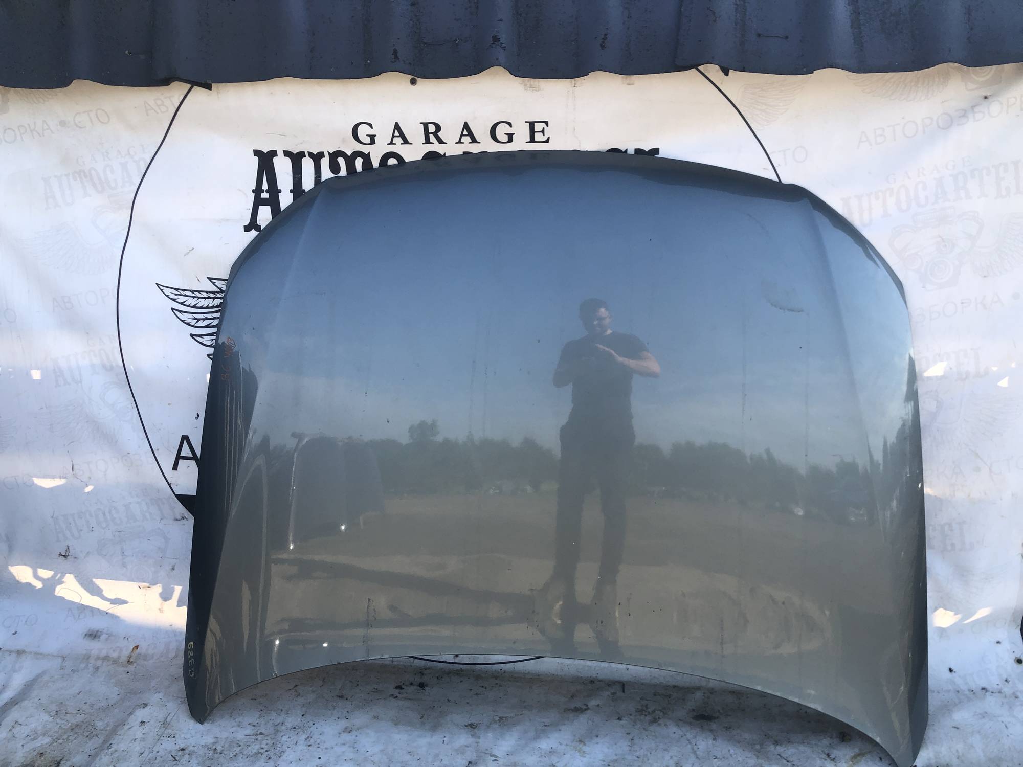Капот передній Volkswagen Passat B6.21108624