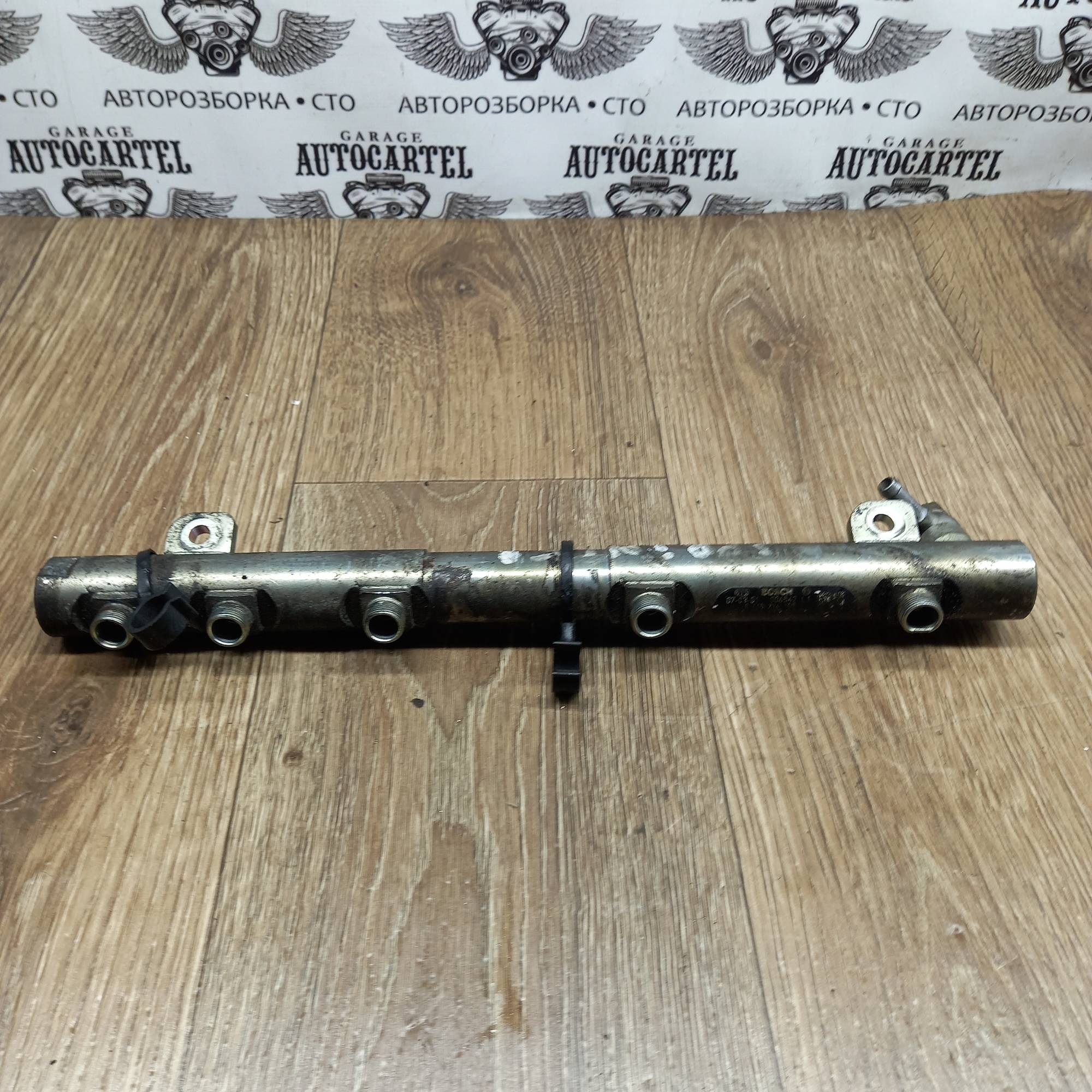 Паливна рейка MERCEDES VITO W639 03-14 A6460700695