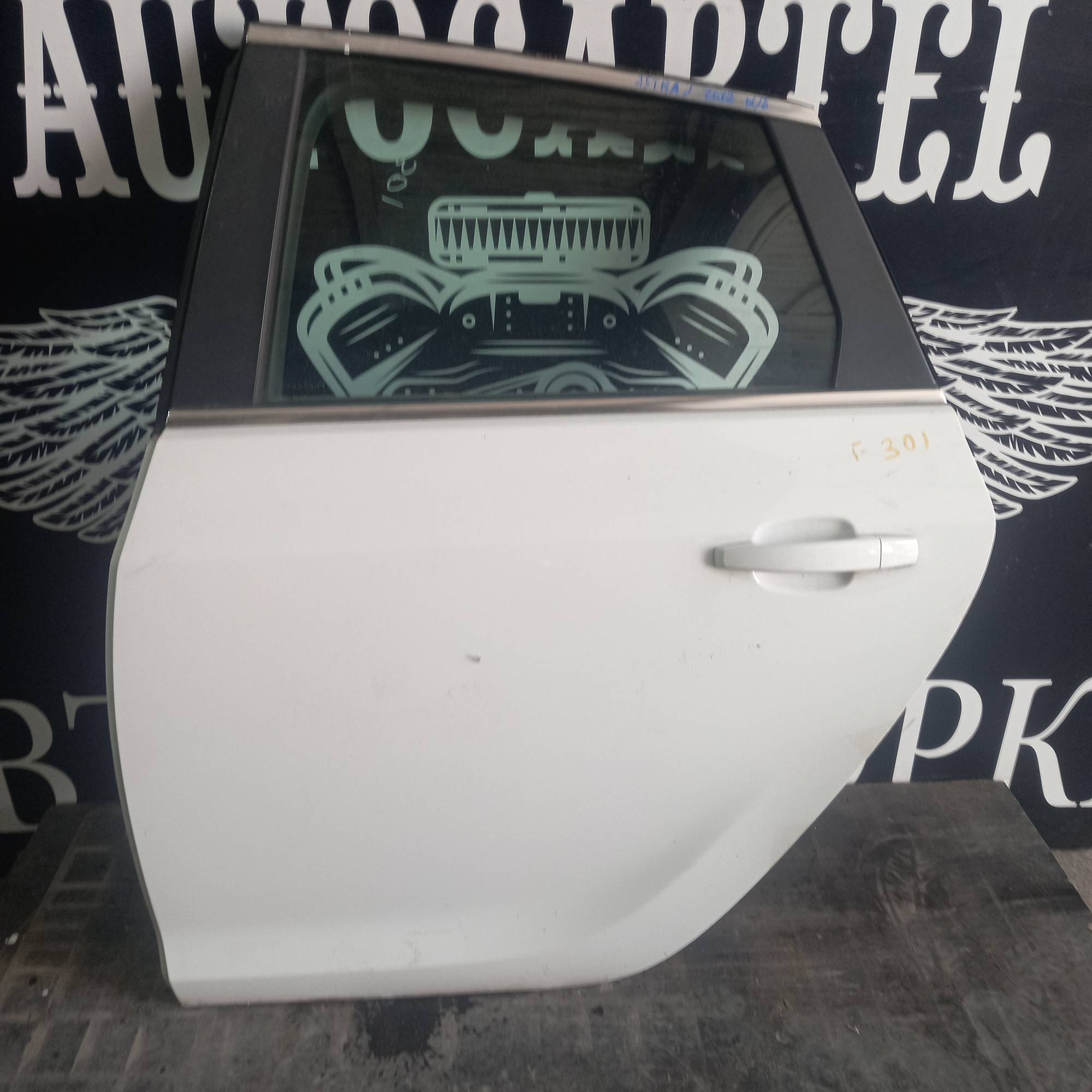 Дверка ліва задня 0pel Astra J,2012,х/б, 21500954