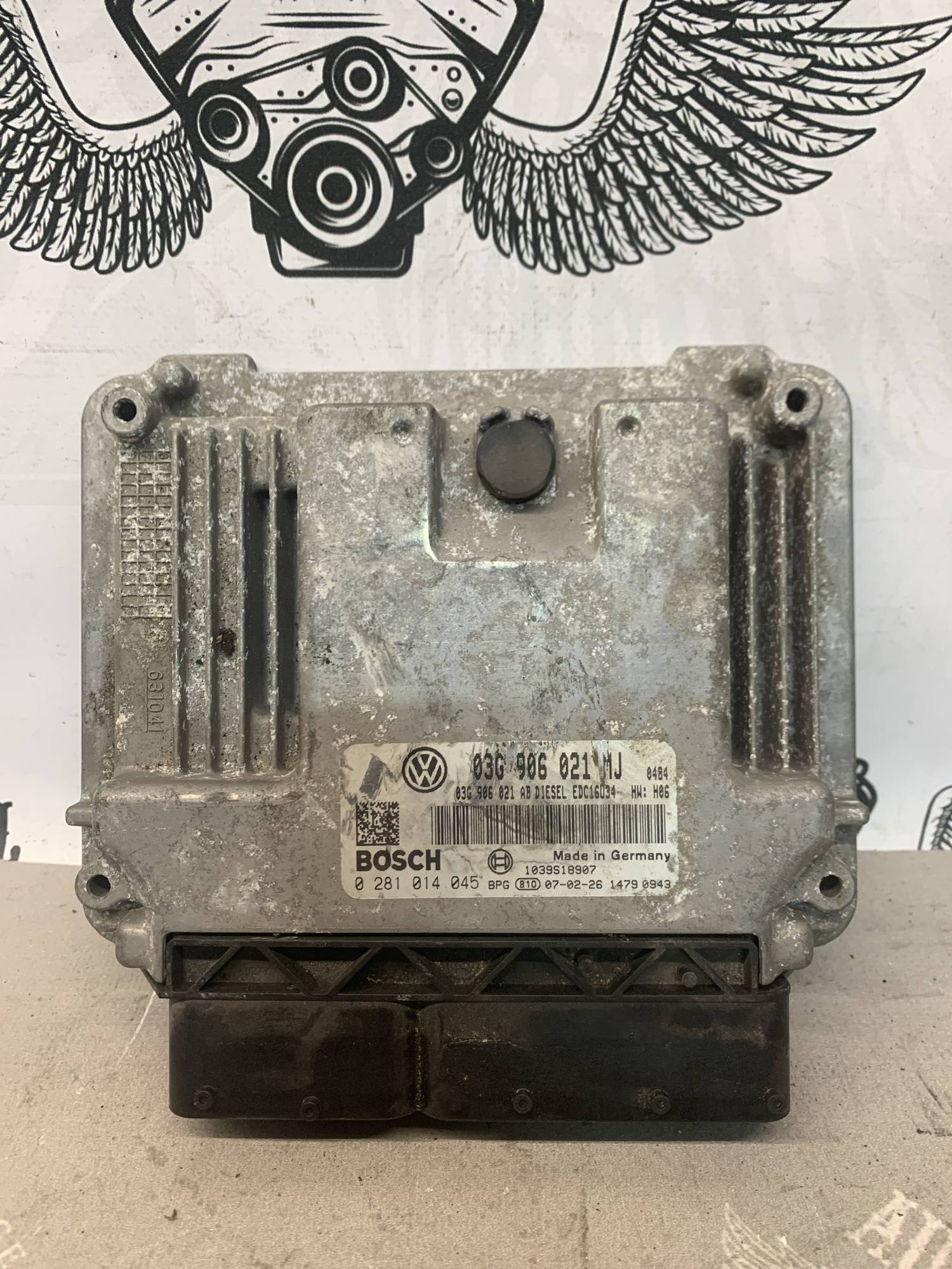 Блок керування двигуном VW Touran 2.0tdi 03g906021mj