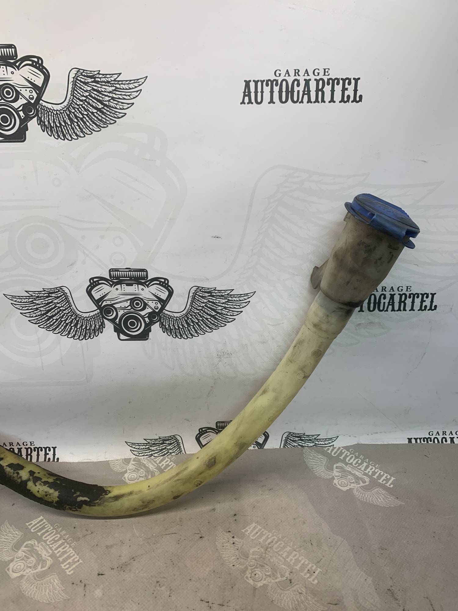 Горловина бачка омивача VW Transporter T5 7h0955463a