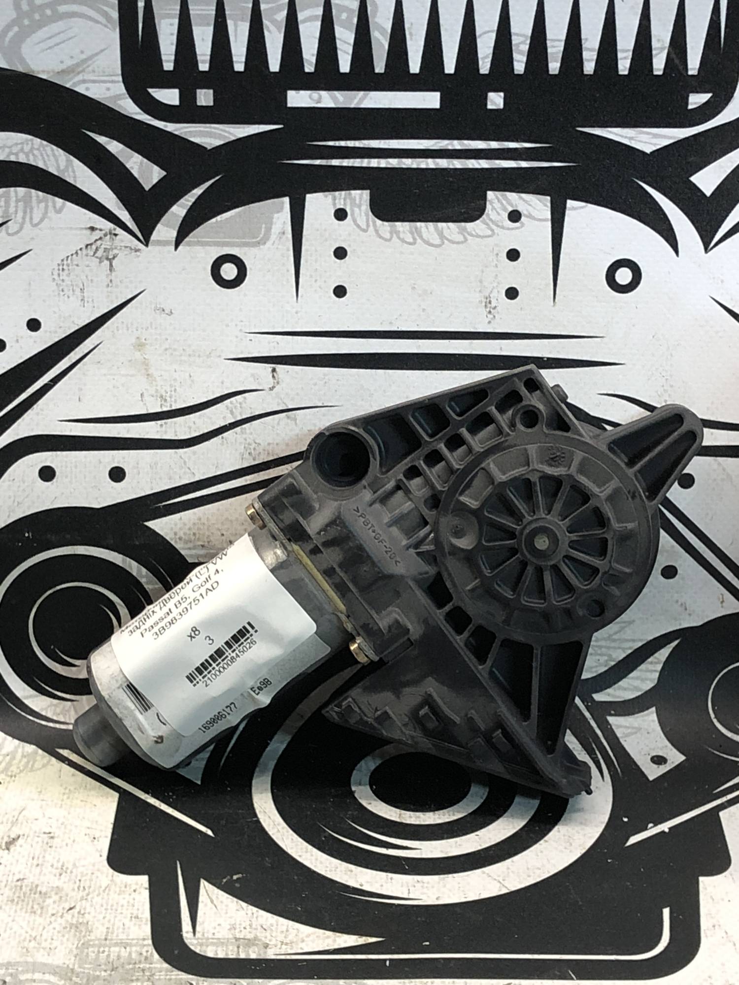 Моторчик склопідіймача задніх дверей (L) VW Passat B5, Golf 4, 3B9839751AD