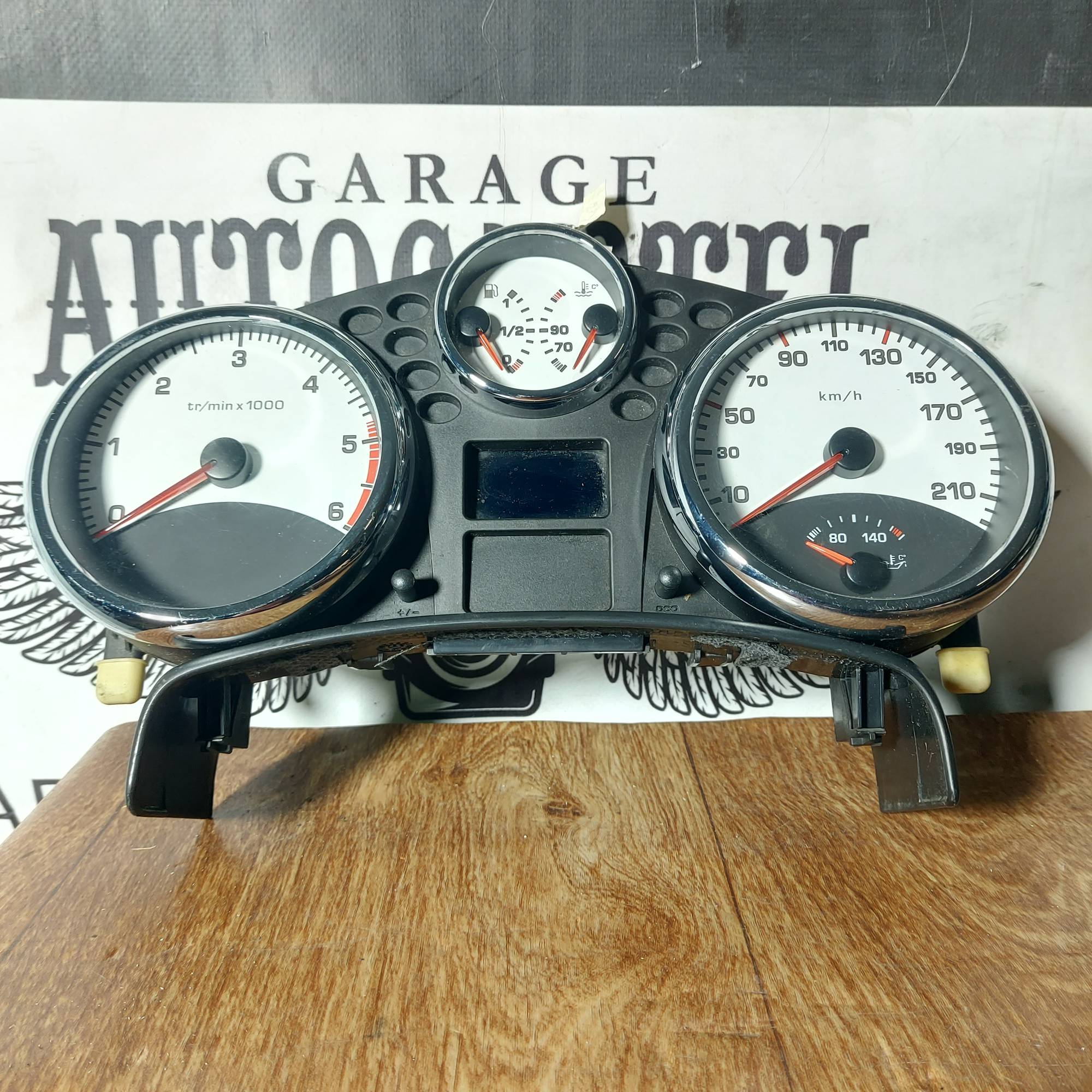 a2c53065549 Панель приладів Peugeot 207 5D 2006-2012