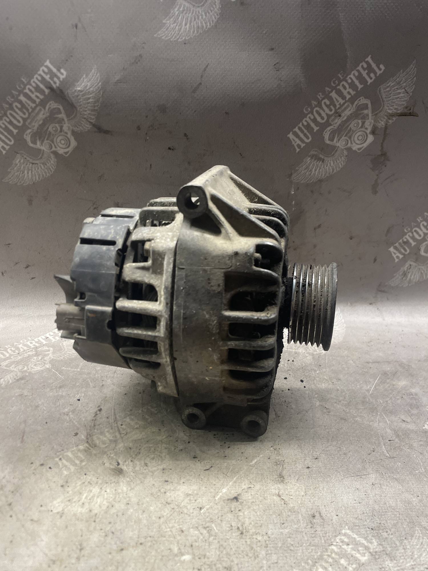Генератор Renault Sandero clio 2 1.4 14v 7700432331