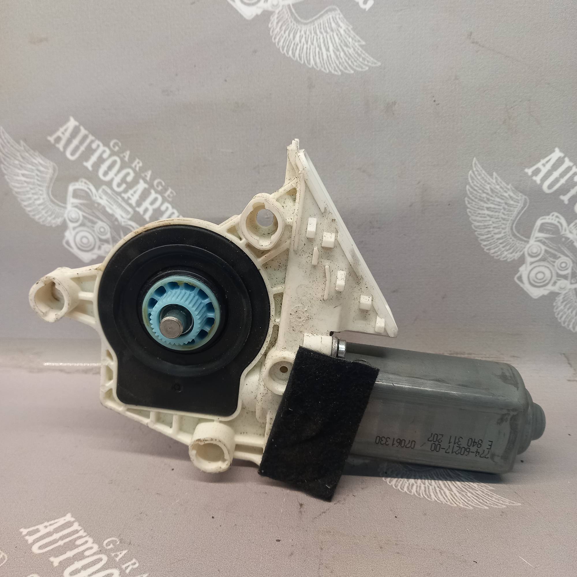 3c0959704d Моторчик склопідйомника правий задній Seat ALTEA 2004 - 2015