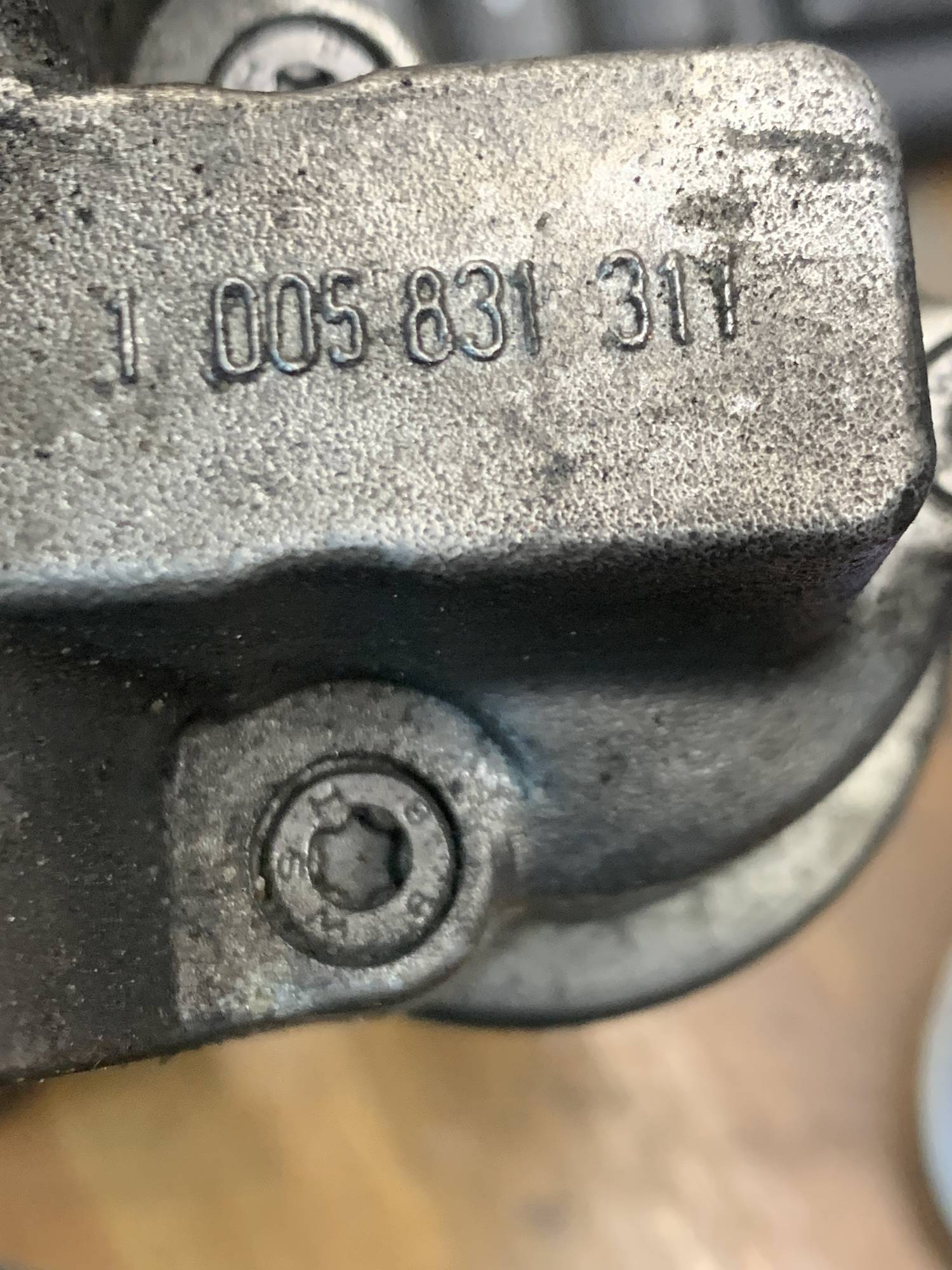Стартер volkswagen touran 1.9 (2003-2012) 1005831311